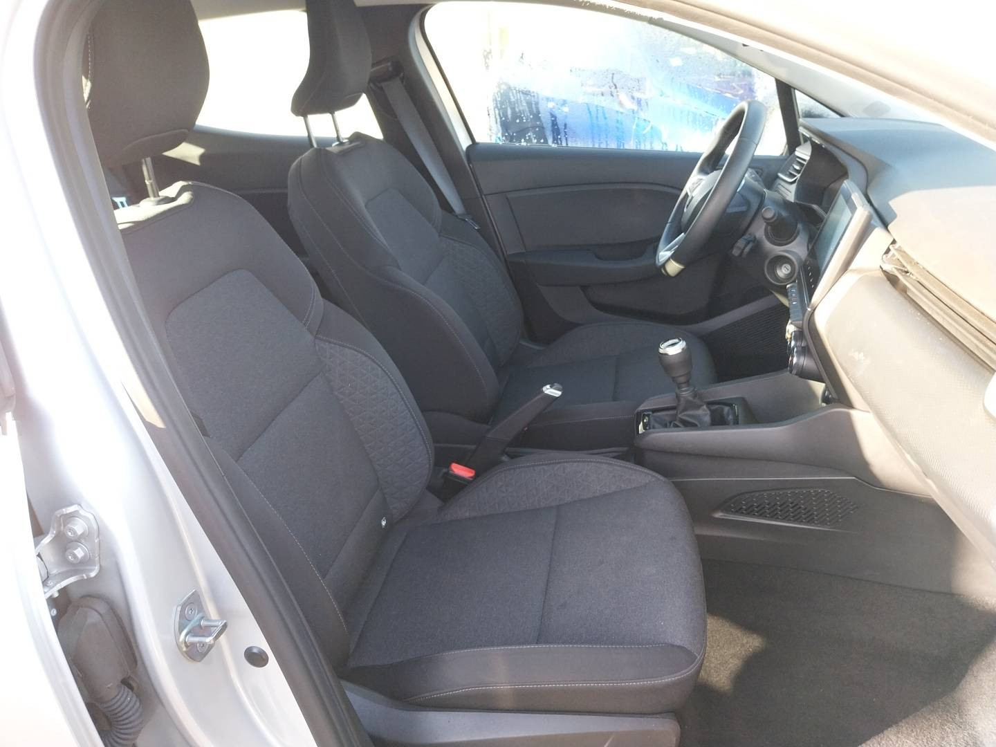 Vente en ligne Renault Clio 5 Clio TCe 90 au prix de 15 990 €