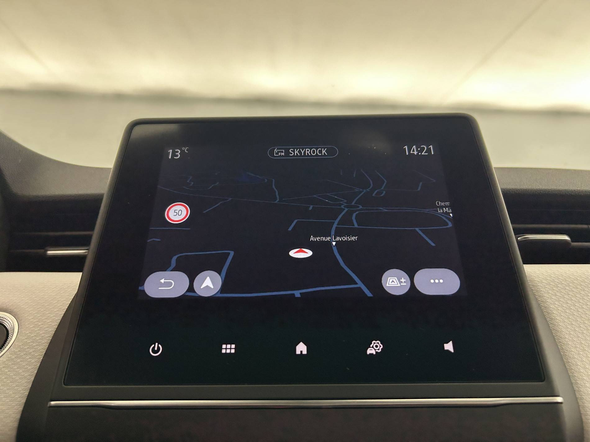 Vente en ligne Renault Clio 5 Clio TCe 90 - 21N au prix de 15 290 €