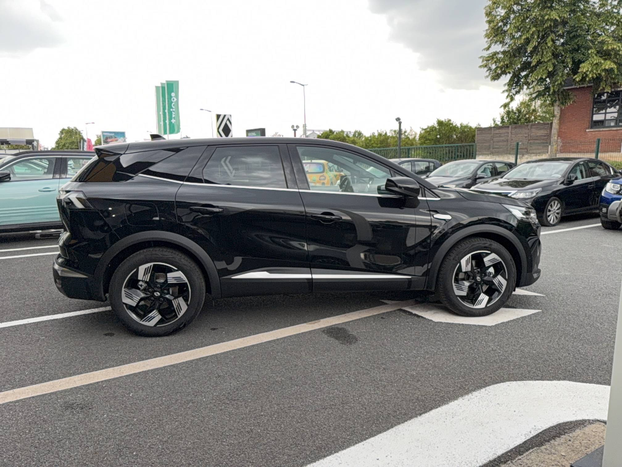 Vente en ligne Renault Symbioz  E-Tech full hybrid 160 ch au prix de 37 300 €