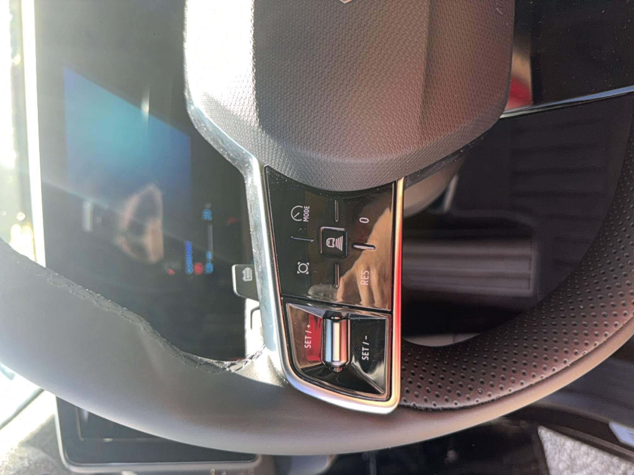 Vente en ligne Renault Scenic E-Tech Scenic E-Tech électrique 220 ch grande autonomie au prix de 50 990 €
