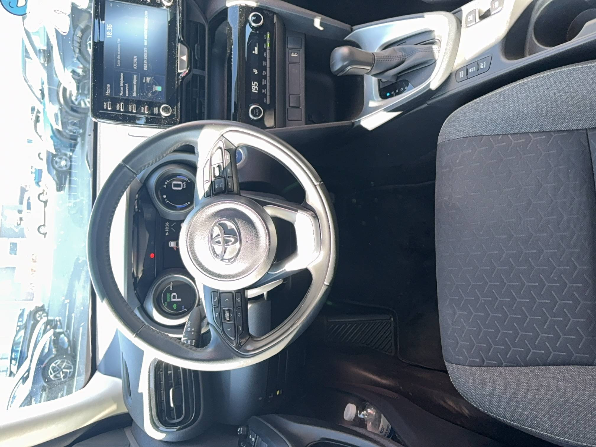 Vente en ligne Toyota Yaris YARIS HYBRIDE AFFAIRES 116H au prix de 18 990 €