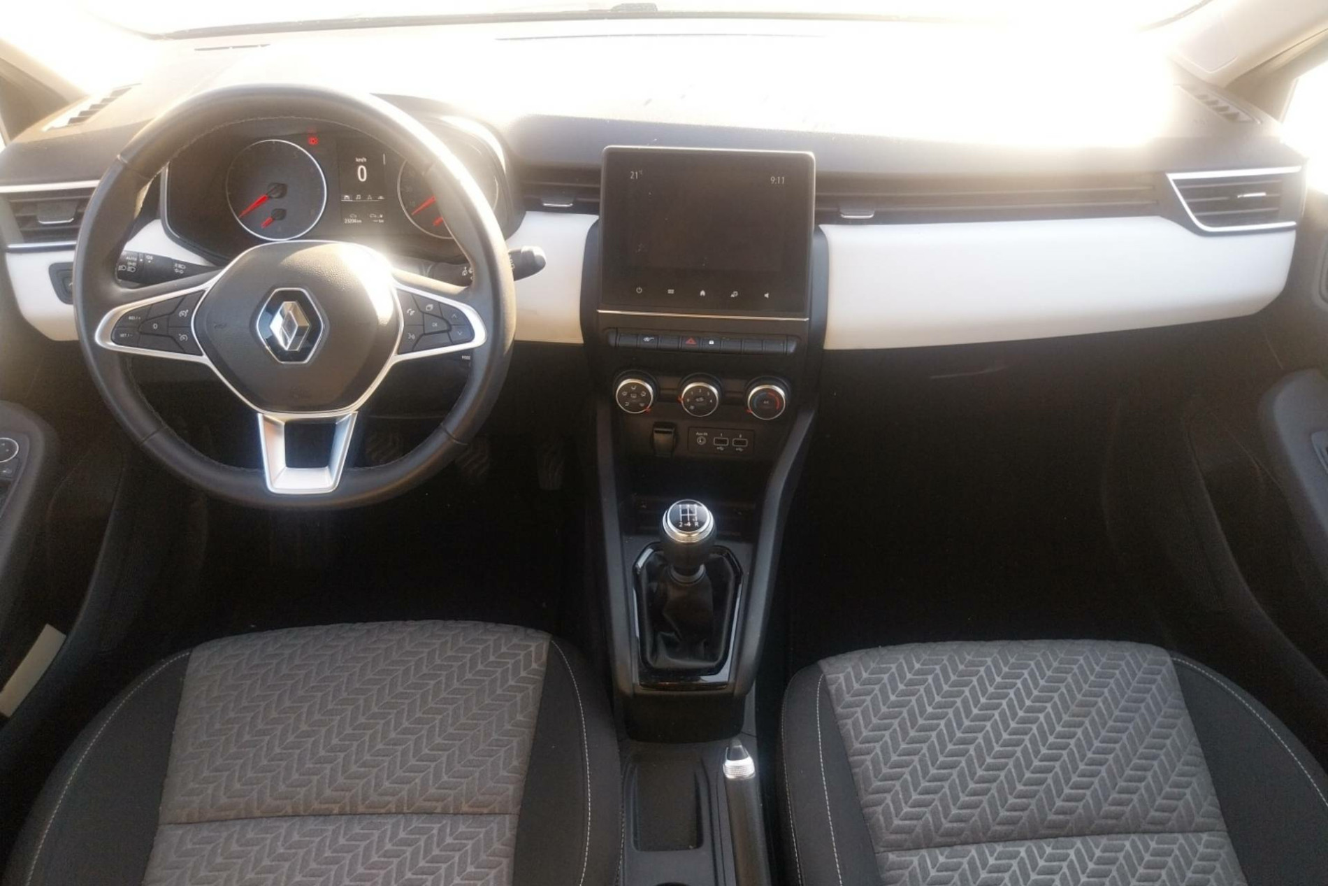 Vente en ligne Renault Clio 5 Clio SCe 65 au prix de 12 790 €