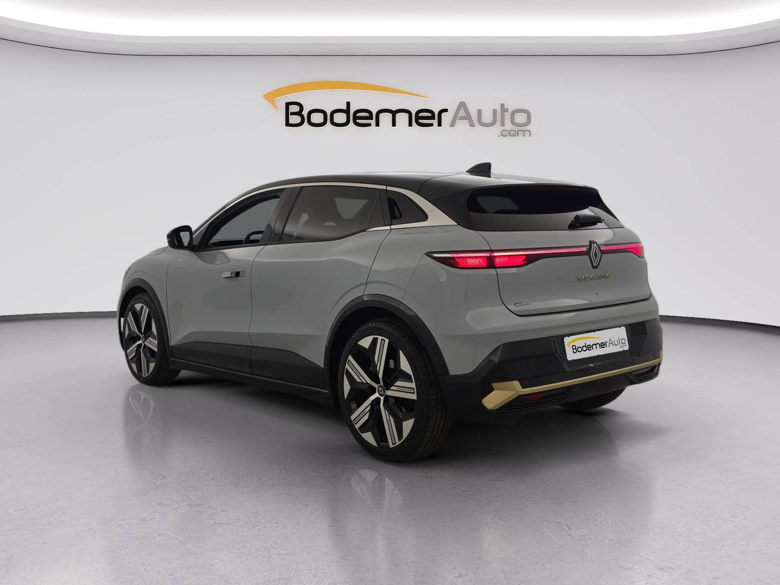 Vente en ligne Renault Megane E-Tech  EV60 220 ch super charge au prix de 25 499 €