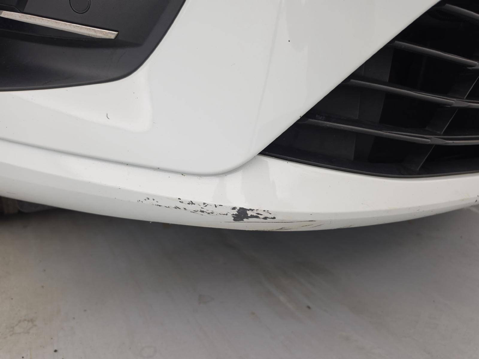 Vente en ligne Renault Clio 5 Clio E-Tech 140 au prix de 13 990 €