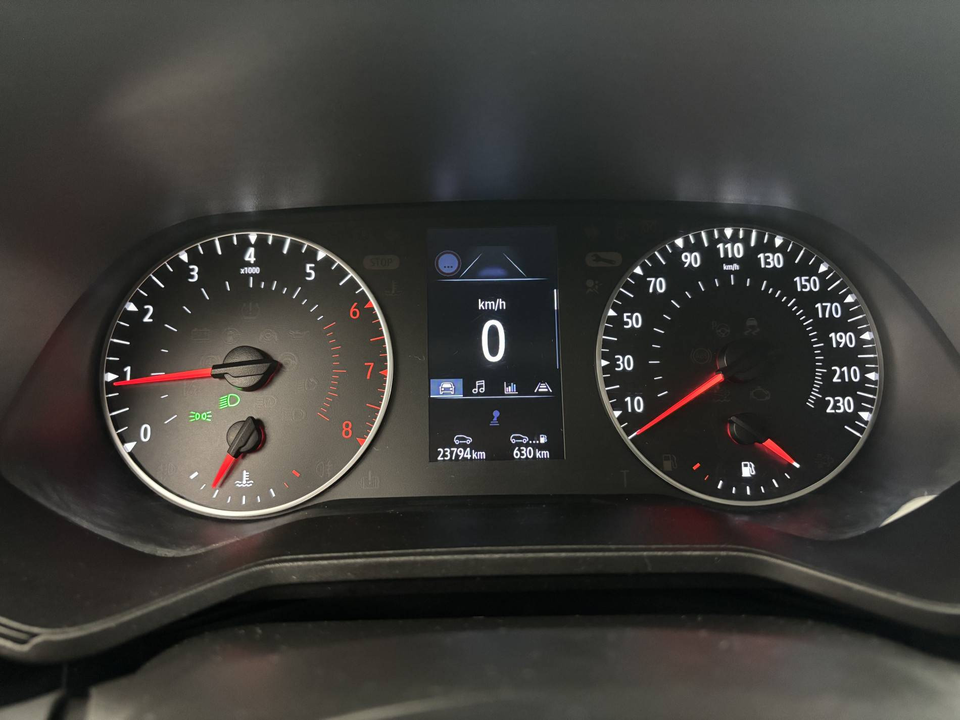 Vente en ligne Renault Clio 5 Clio TCe 90 au prix de 14 490 €