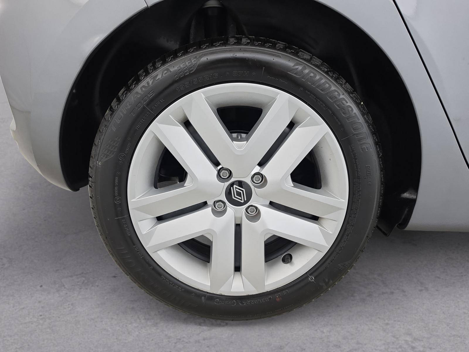 Vente en ligne Renault Clio 5 Clio TCe 90 au prix de 15 900 €
