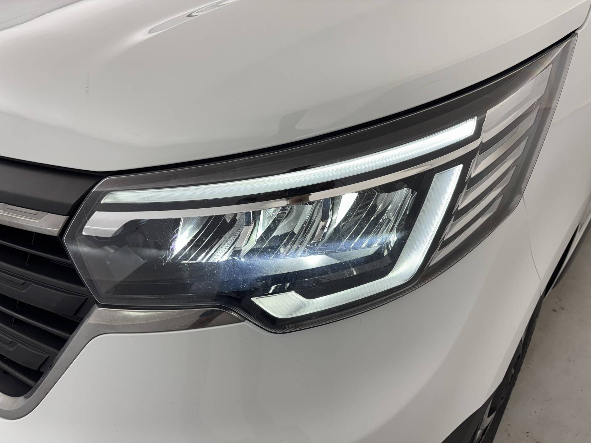 Vente en ligne Renault Trafic 3 Fourgon TRAFIC FGN L1H1 2800 KG BLUE DCI 110 au prix de 20 490 €