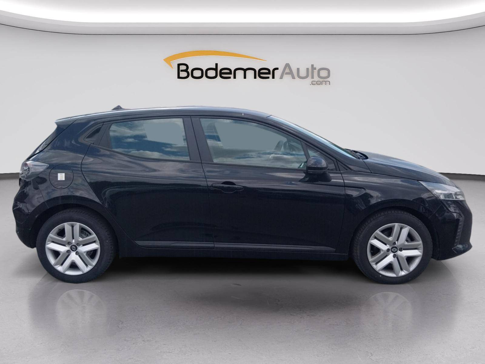 Vente en ligne Renault Clio 5 Clio Blue dCi 100 ch GSR2 au prix de 17 990 €