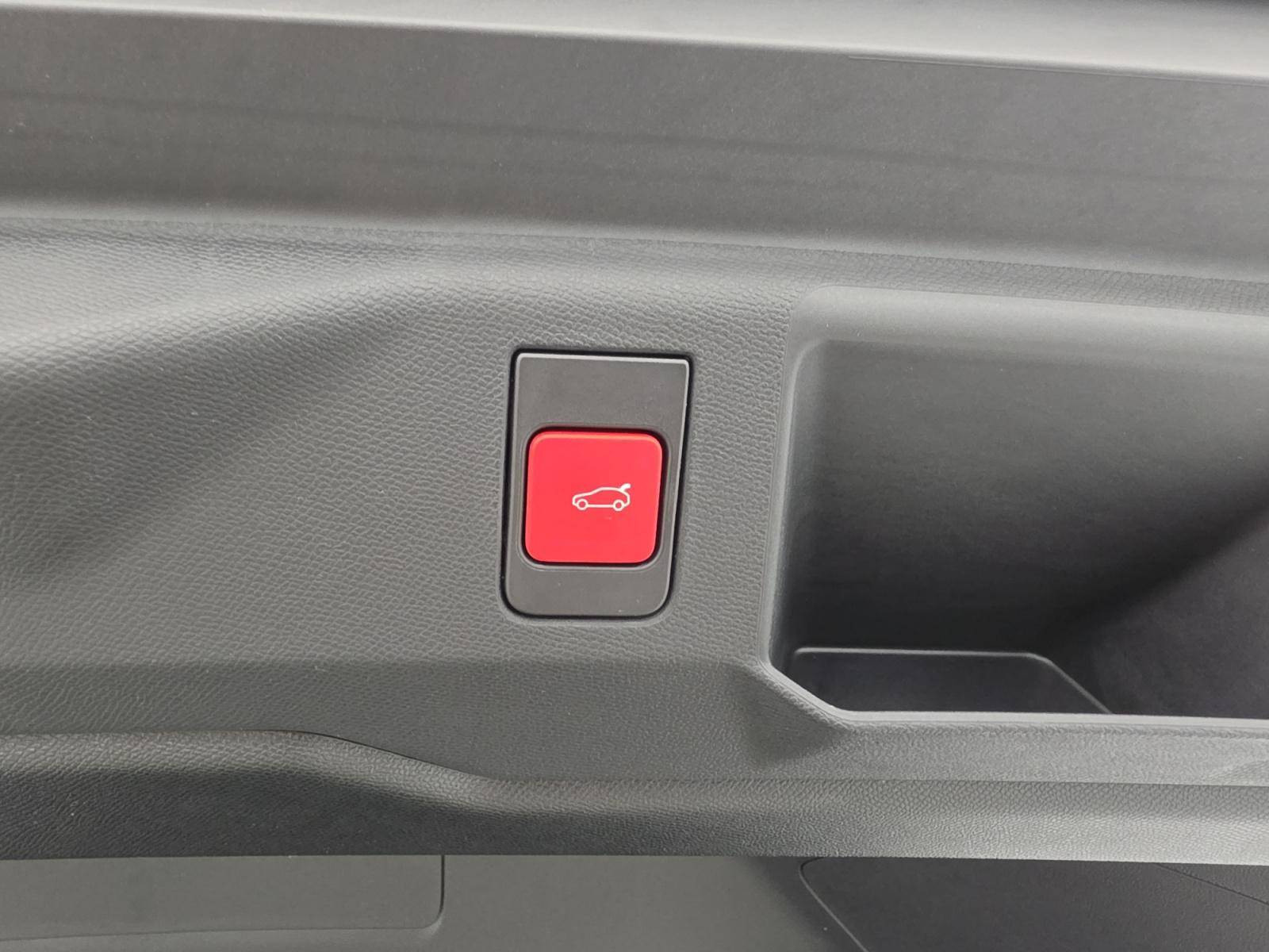 Vente en ligne Peugeot 5008  Hybrid 145 ch e-DCS6 au prix de 32 990 €