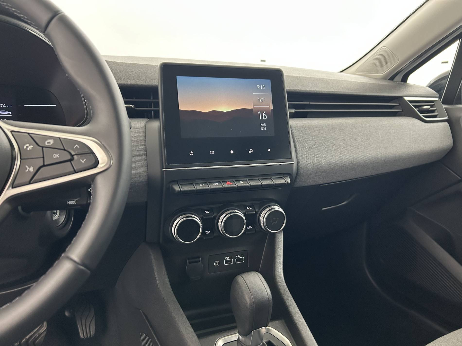 Vente en ligne Renault Clio 5 Clio E-Tech full hybrid 145 ch GSR2 au prix de 19 990 €