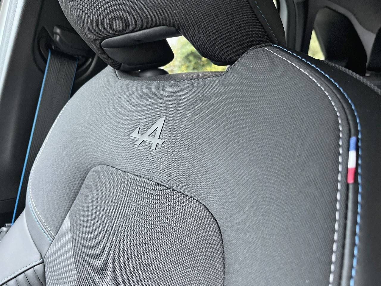 Vente en ligne Renault Symbioz  E-Tech full hybrid 145 au prix de 29 490 €