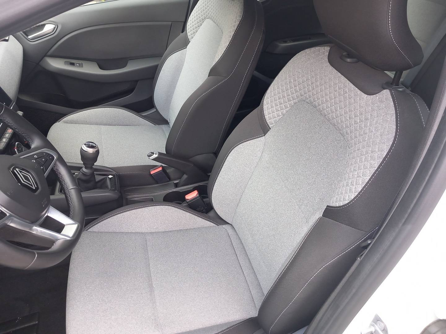 Vente en ligne Renault Clio 5 Clio TCe 100 GPL au prix de 14 990 €