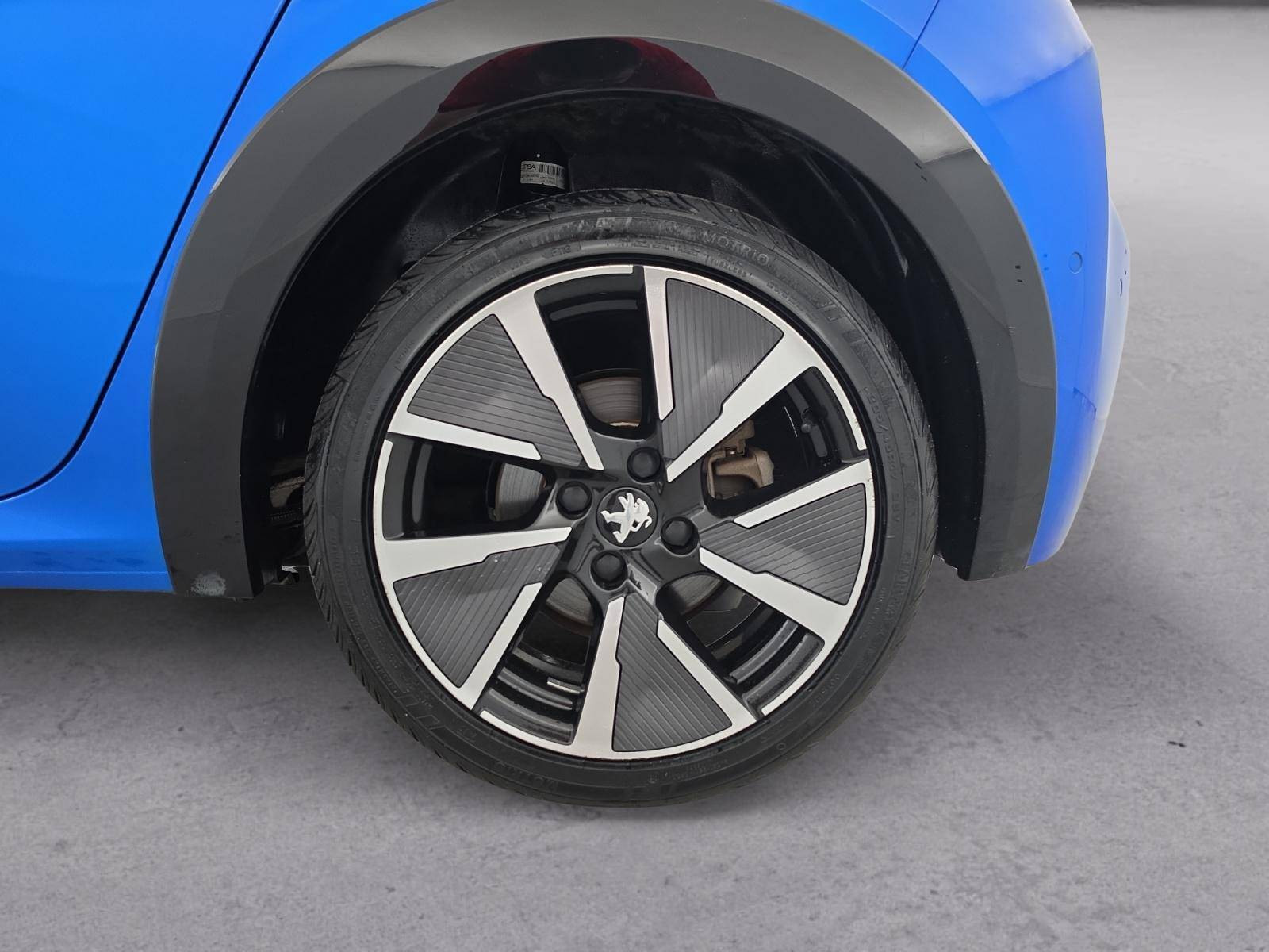 Vente en ligne Peugeot E-208  50 kWh 136ch au prix de 16 490 €