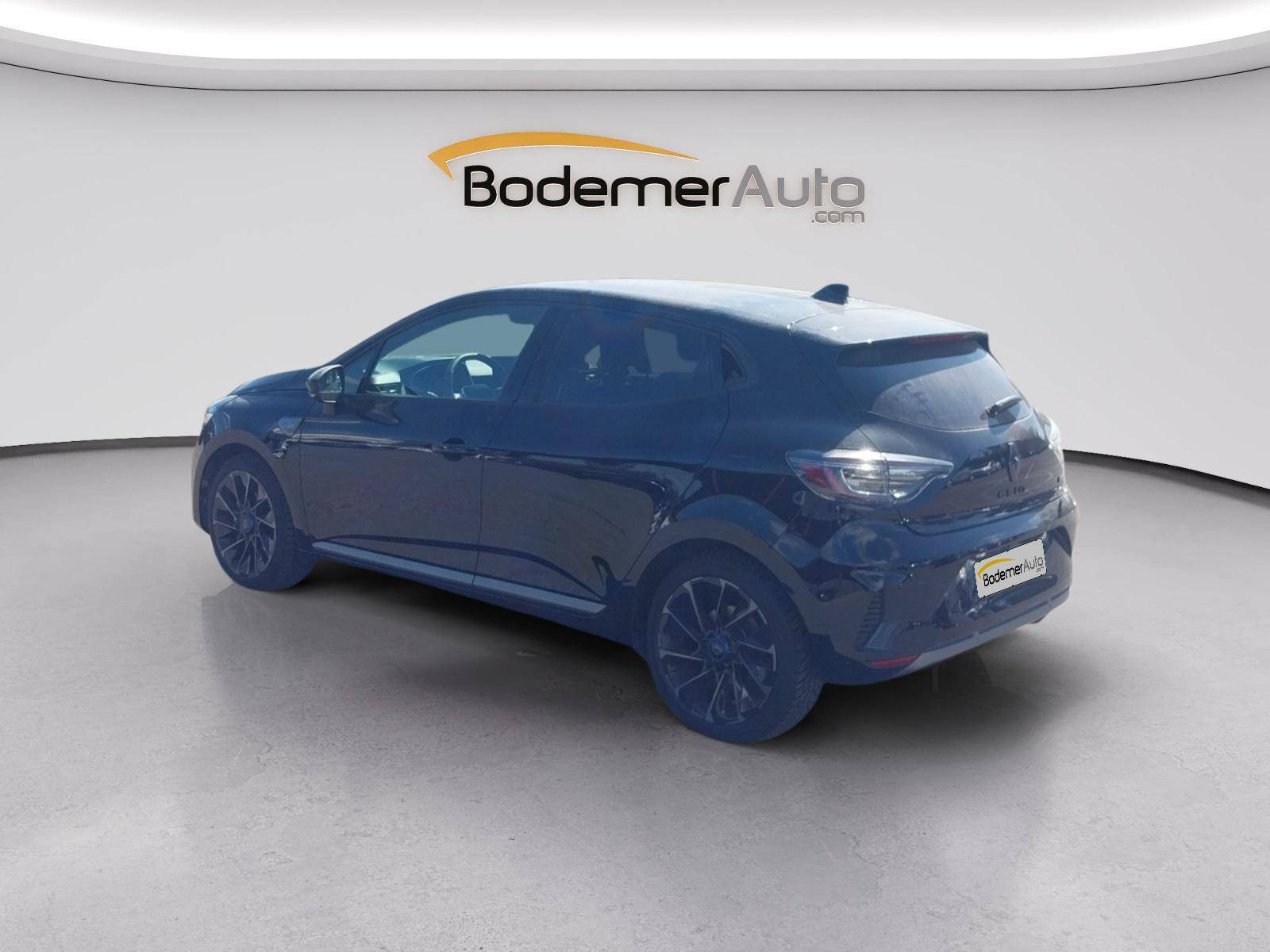 Vente en ligne Renault Clio 5 Clio E-Tech full hybrid 145 ch GSR2 au prix de 21 970 €