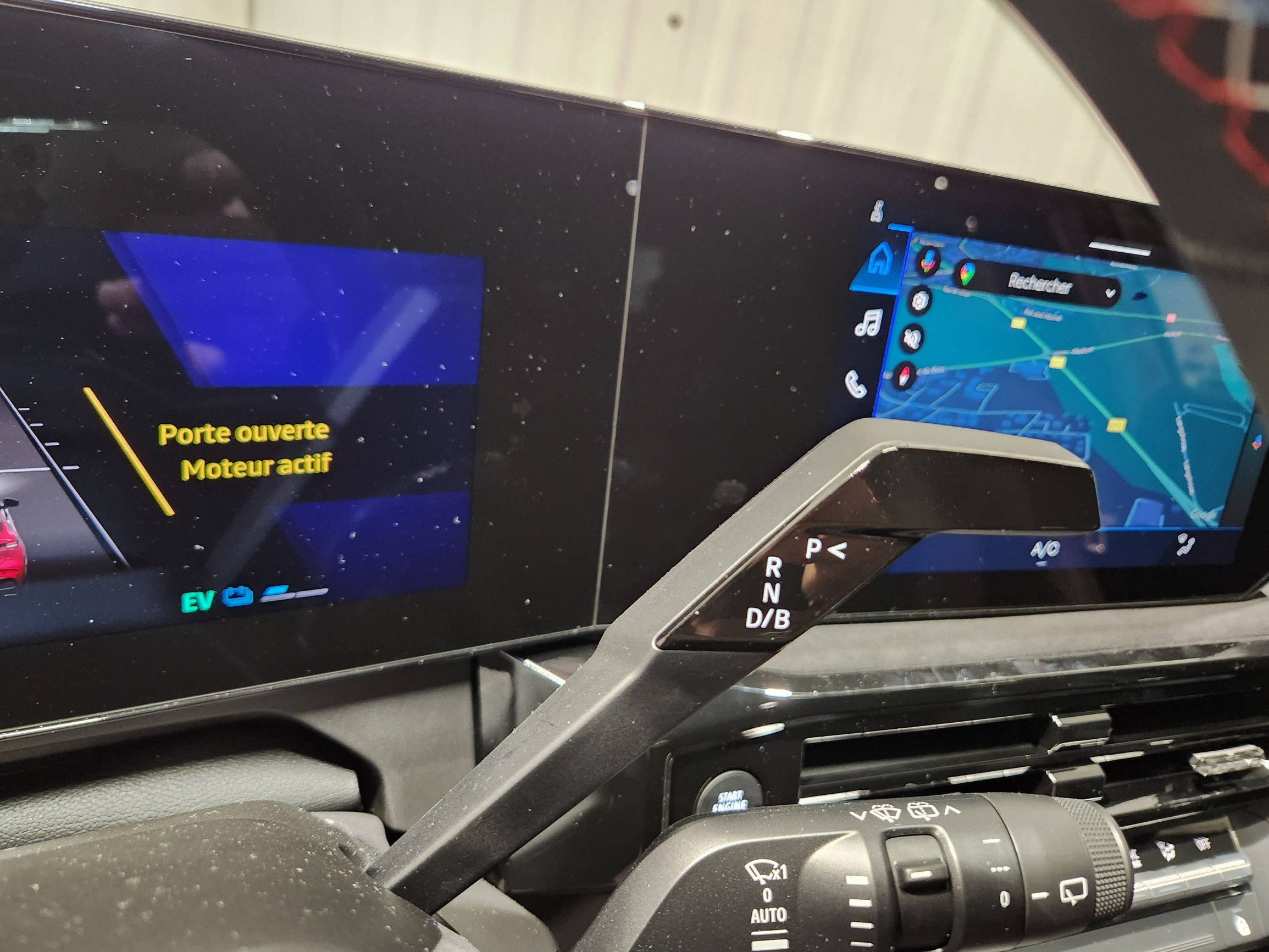 Vente en ligne Renault Clio 6 Clio E-Tech full hybrid 160 ch au prix de 27 690 €