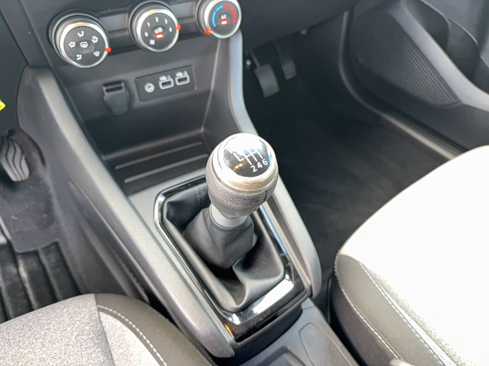 Vente en ligne Renault Clio 5 Clio dCi 100 au prix de 13 990 €