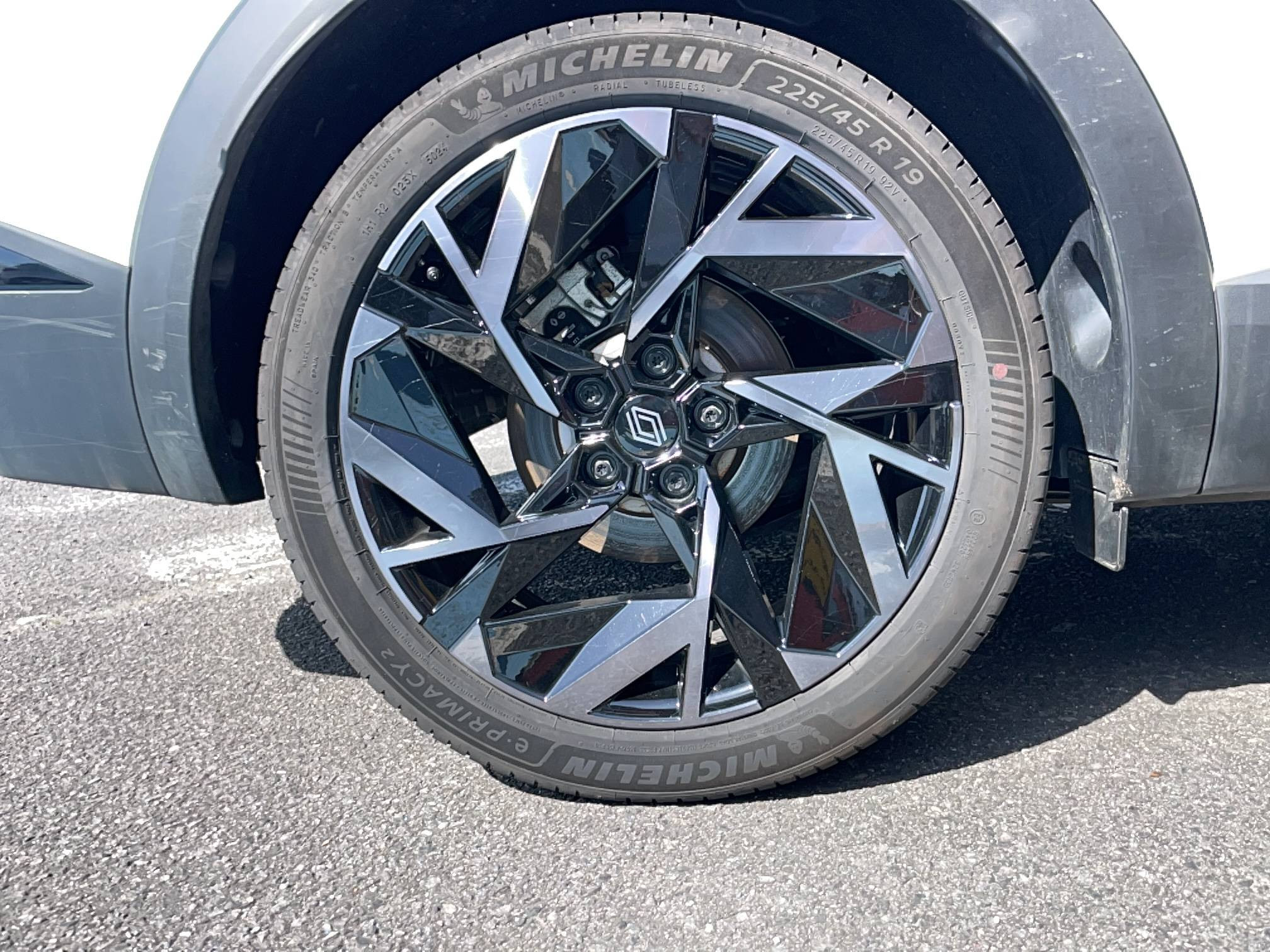 Vente en ligne Renault Symbioz  E-Tech full hybrid 145 au prix de 31 970 €