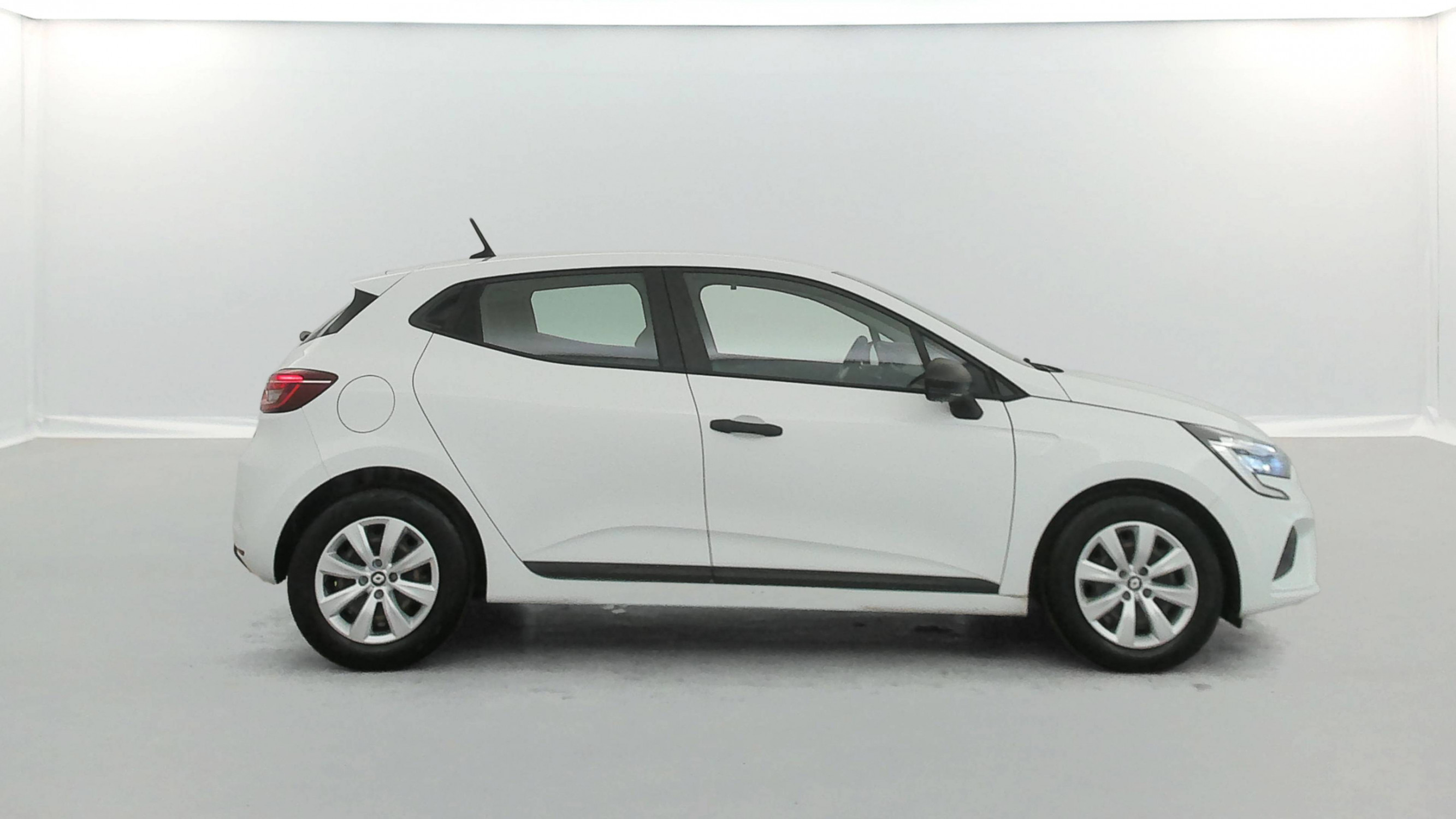 Vente en ligne Renault Clio 5 Clio SCe 65 au prix de 11 990 €