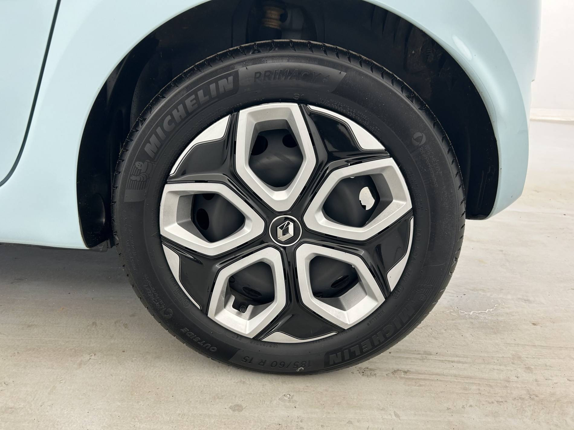 Vente en ligne Renault Twingo 3  SCe 65 au prix de 12 391 €