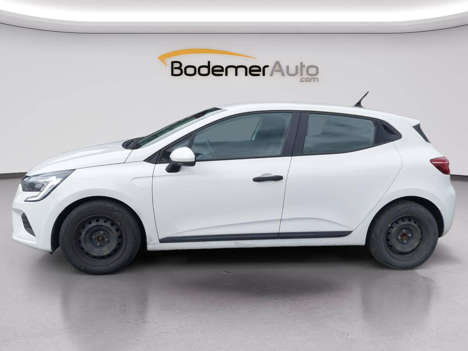Vente en ligne Renault Clio 5 CLIO SOCIETE BLUE DCI 100 - 21N au prix de 11 990 €