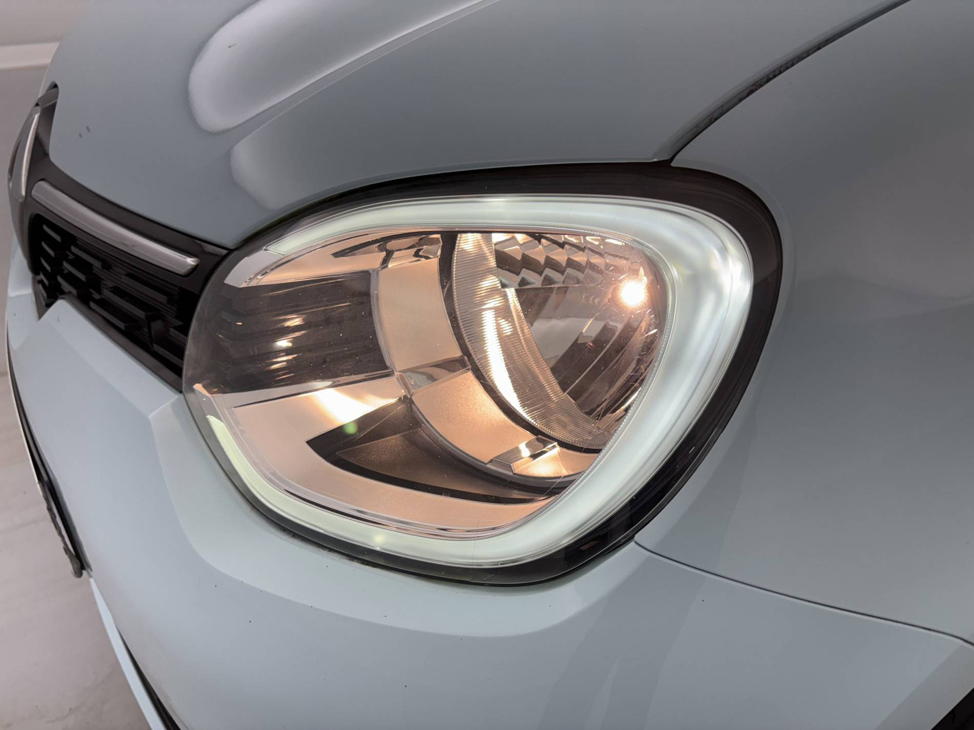 Vente en ligne Renault Twingo Electrique Twingo III E-Tech au prix de 13 890 €