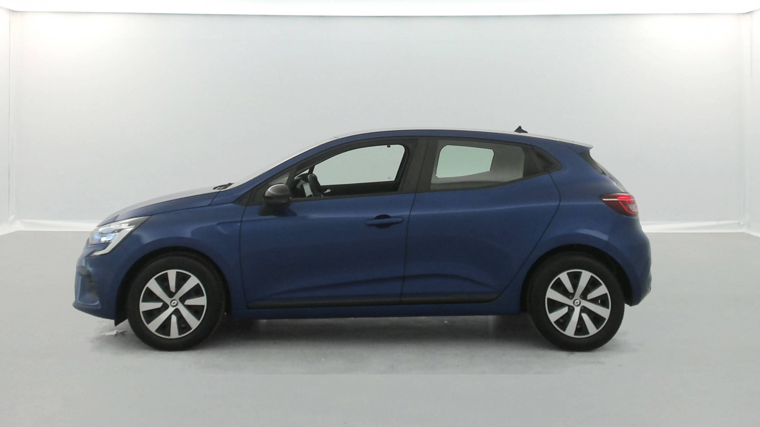 Vente en ligne Renault Clio 5 Clio TCe 90 au prix de 14 290 €