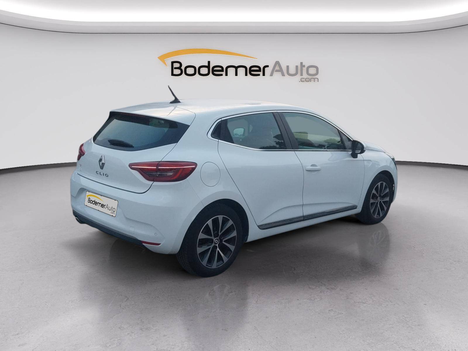 Vente en ligne Renault Clio 5 Clio TCe 90 - 21N au prix de 14 390 €