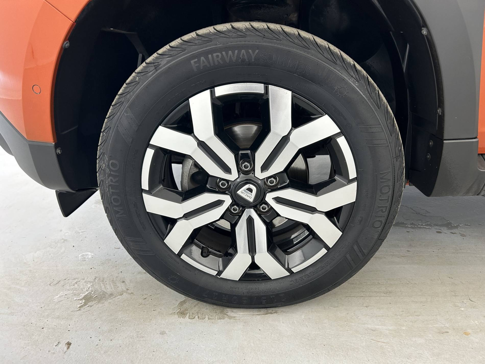 Vente en ligne Dacia Duster  ECO-G 100 4x2 au prix de 17 990 €
