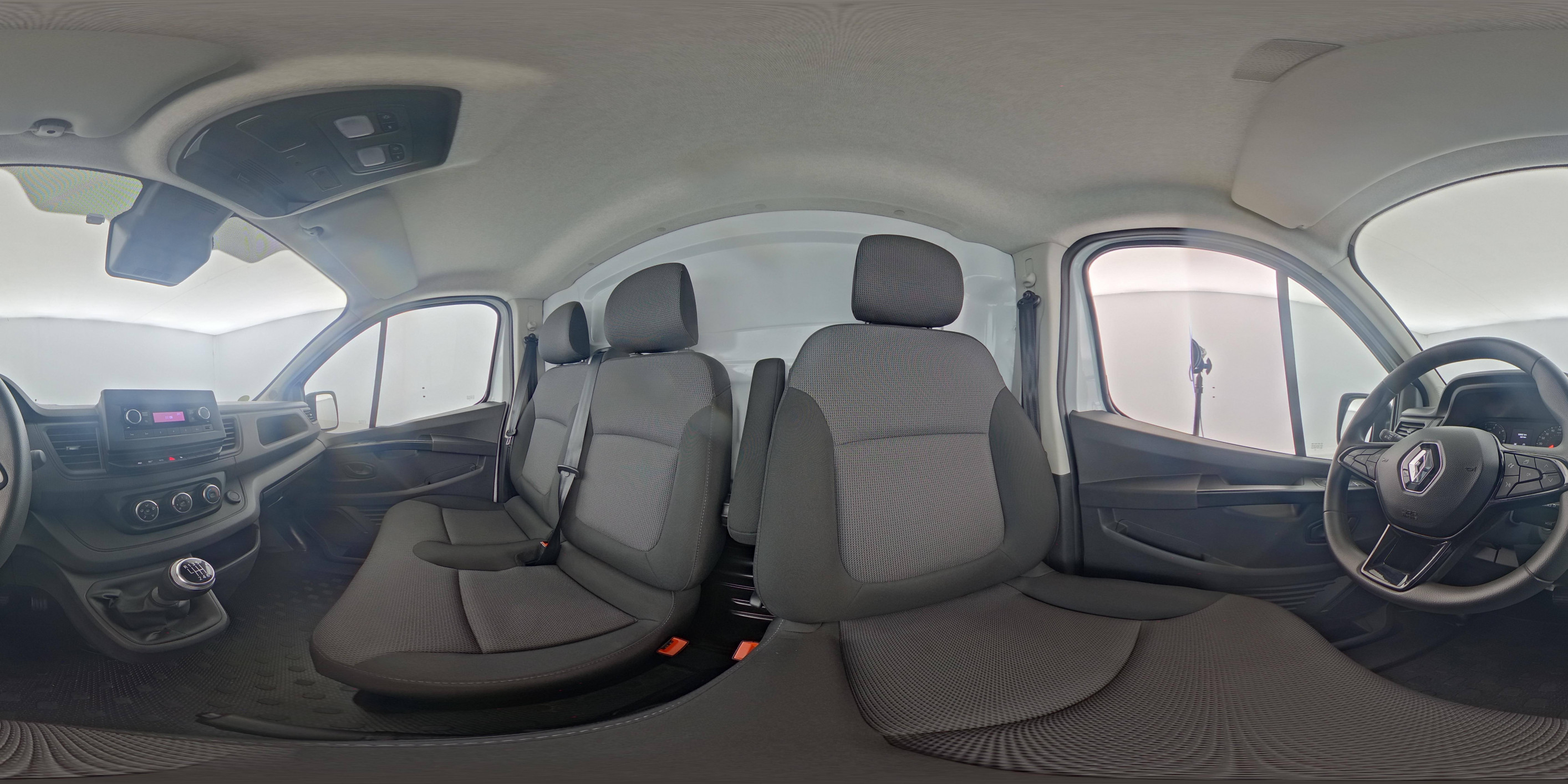 Vente en ligne Renault Trafic 3 Fourgon TRAFIC FG BLUE DCI 130 L1H1 3T GSR2 au prix de 22 990 €