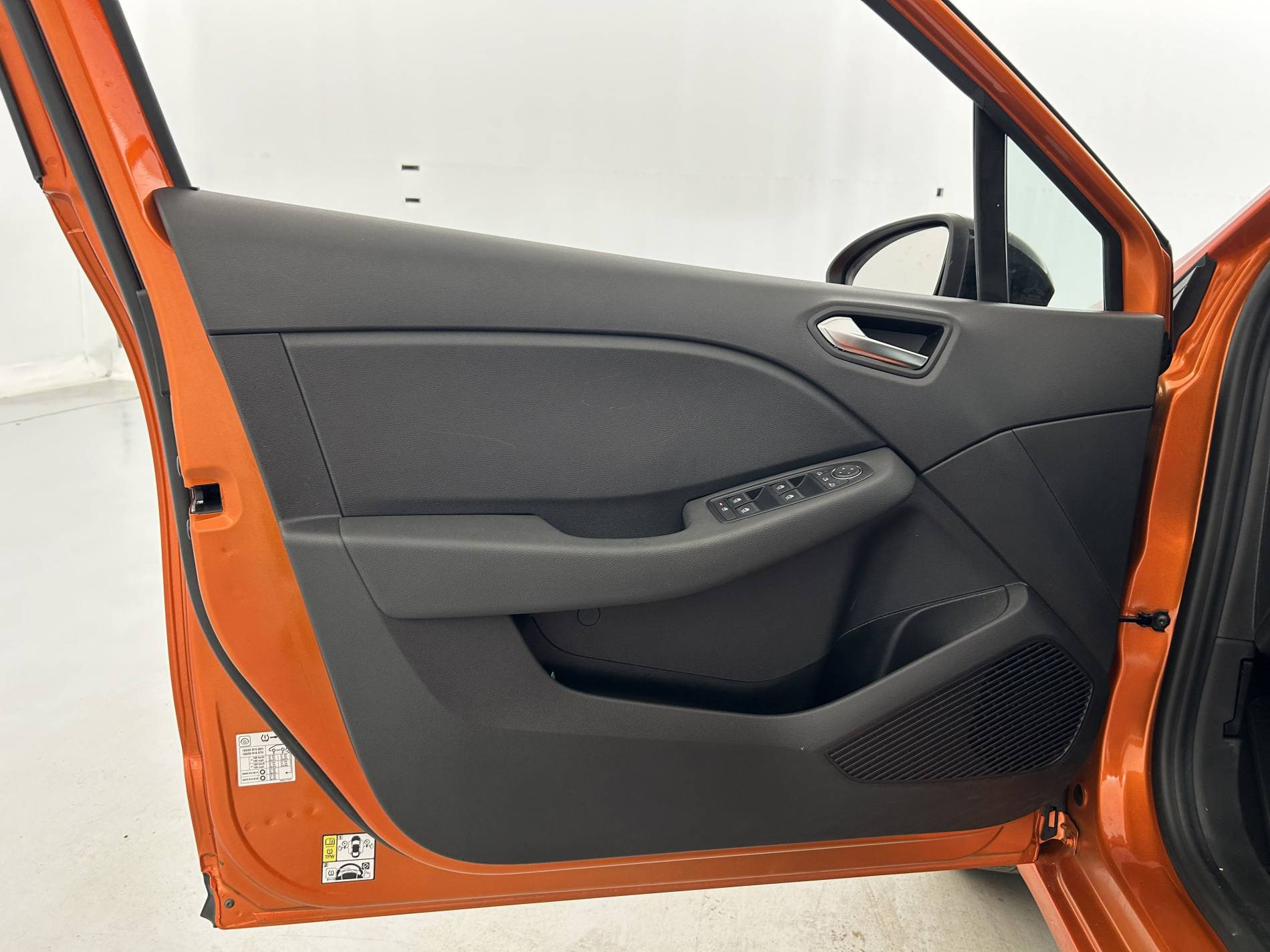 Vente en ligne Renault Clio 5 Clio TCe 100 GPL au prix de 14 390 €