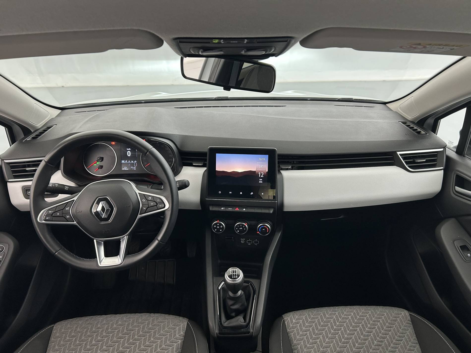 Vente en ligne Renault Clio 5 Clio TCe 90 au prix de 13 790 €