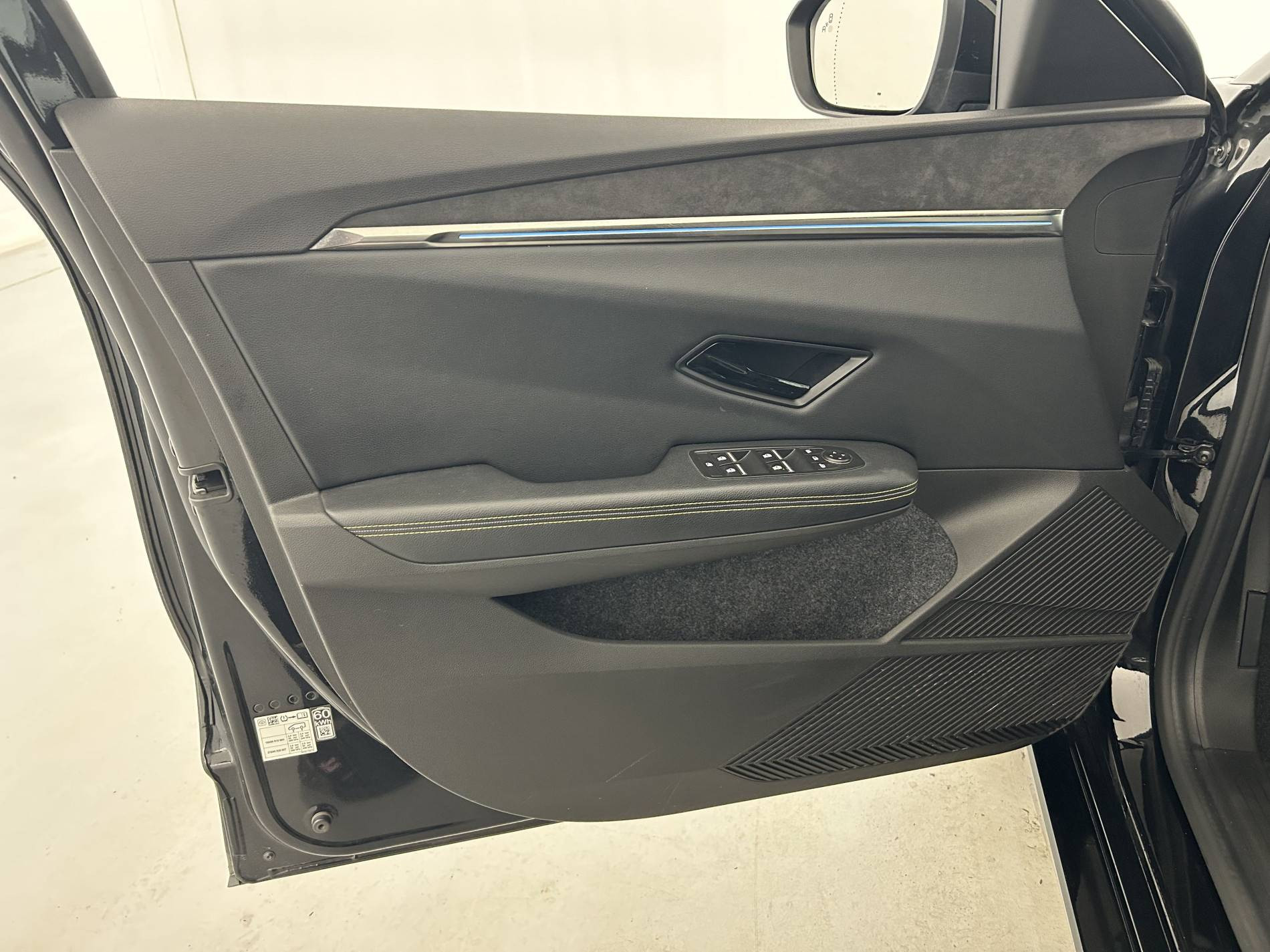 Vente en ligne Renault Megane E-Tech  EV60 220 ch super charge au prix de 22 990 €