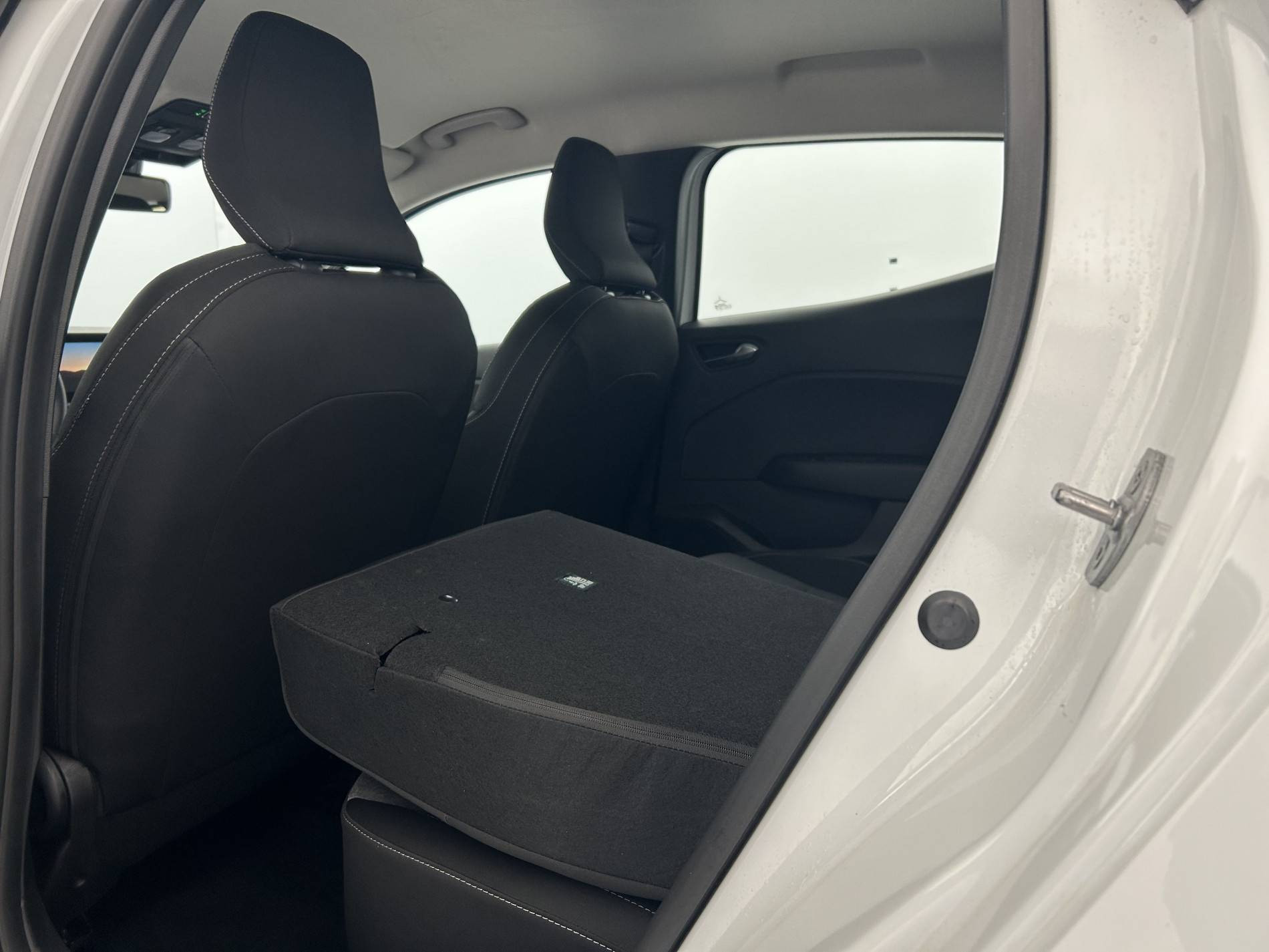 Vente en ligne Renault Clio 5 Clio Blue dCi 100 ch GSR2 au prix de 17 990 €