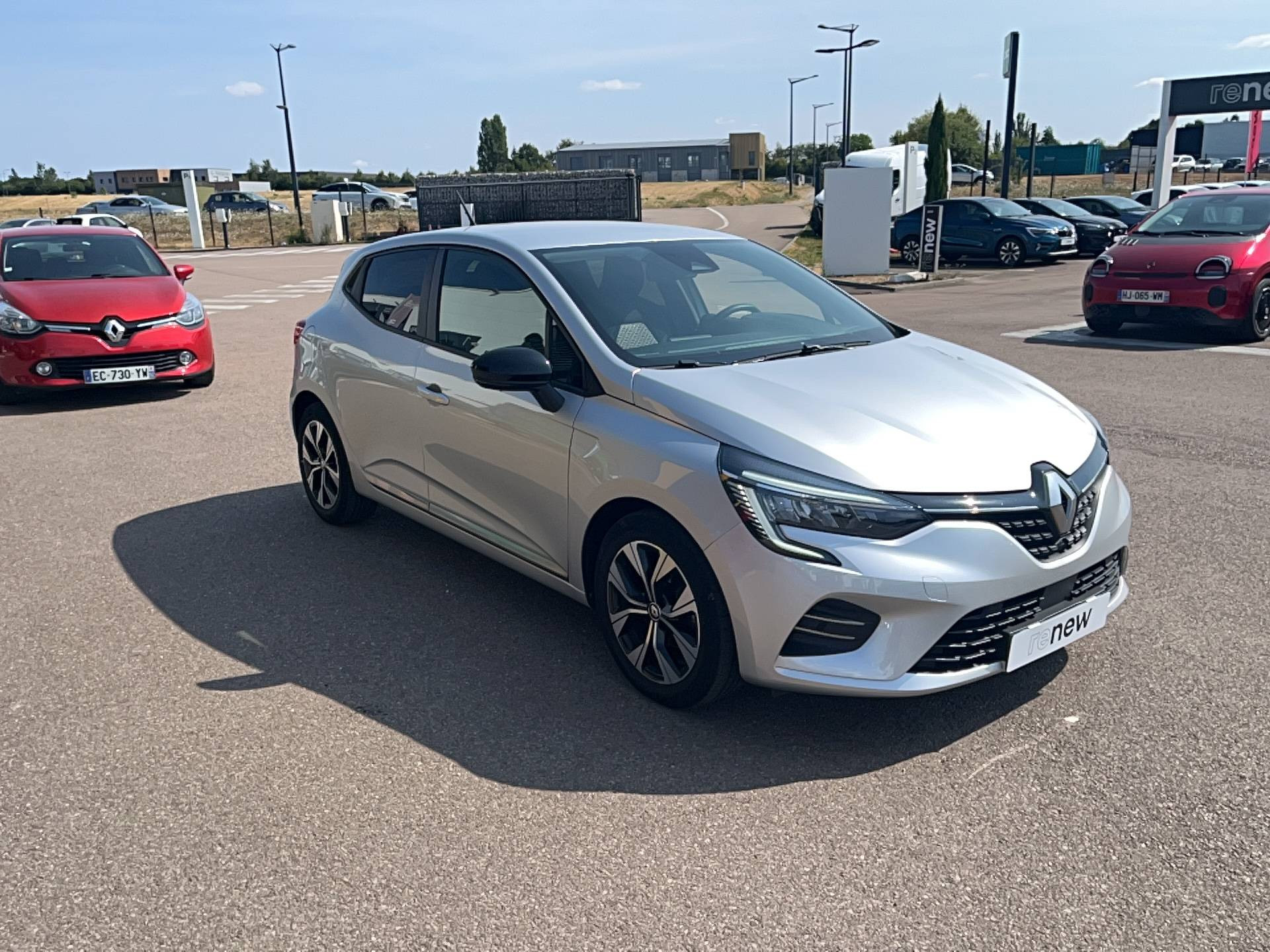 Vente en ligne Renault Clio 5 Clio TCe 100 GPL au prix de 14 491 €
