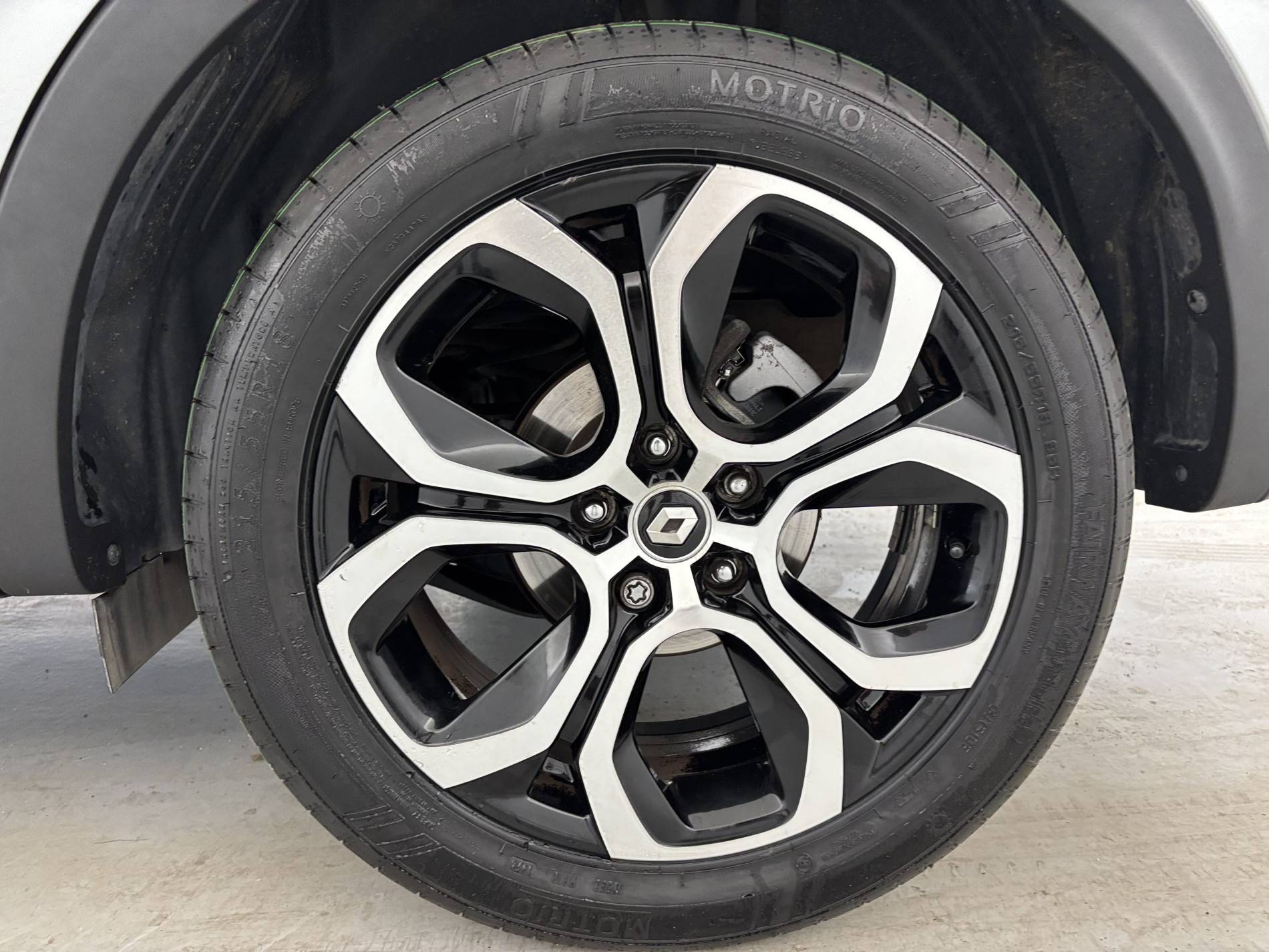 Vente en ligne Renault Arkana  TCe 140 EDC FAP - 21B au prix de 17 990 €