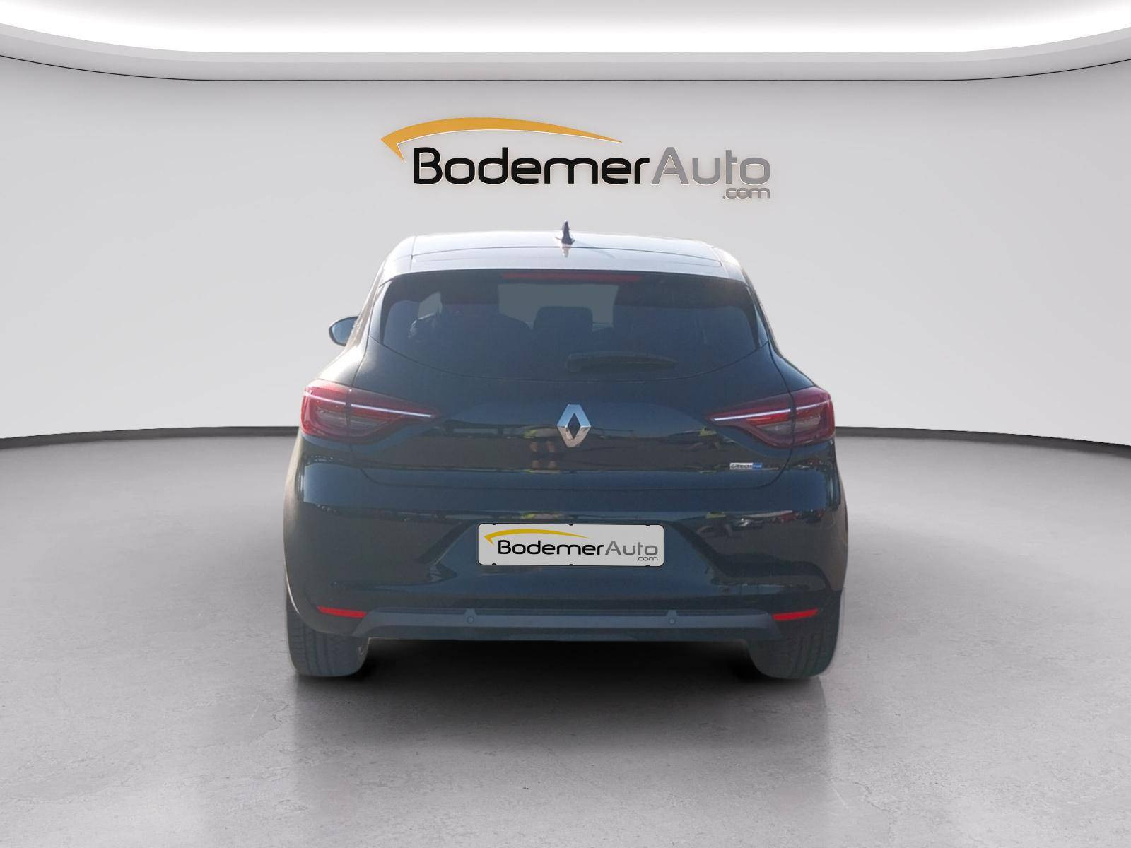 Vente en ligne Renault Clio 5 Clio E-Tech 140 - 21N au prix de 15 990 €