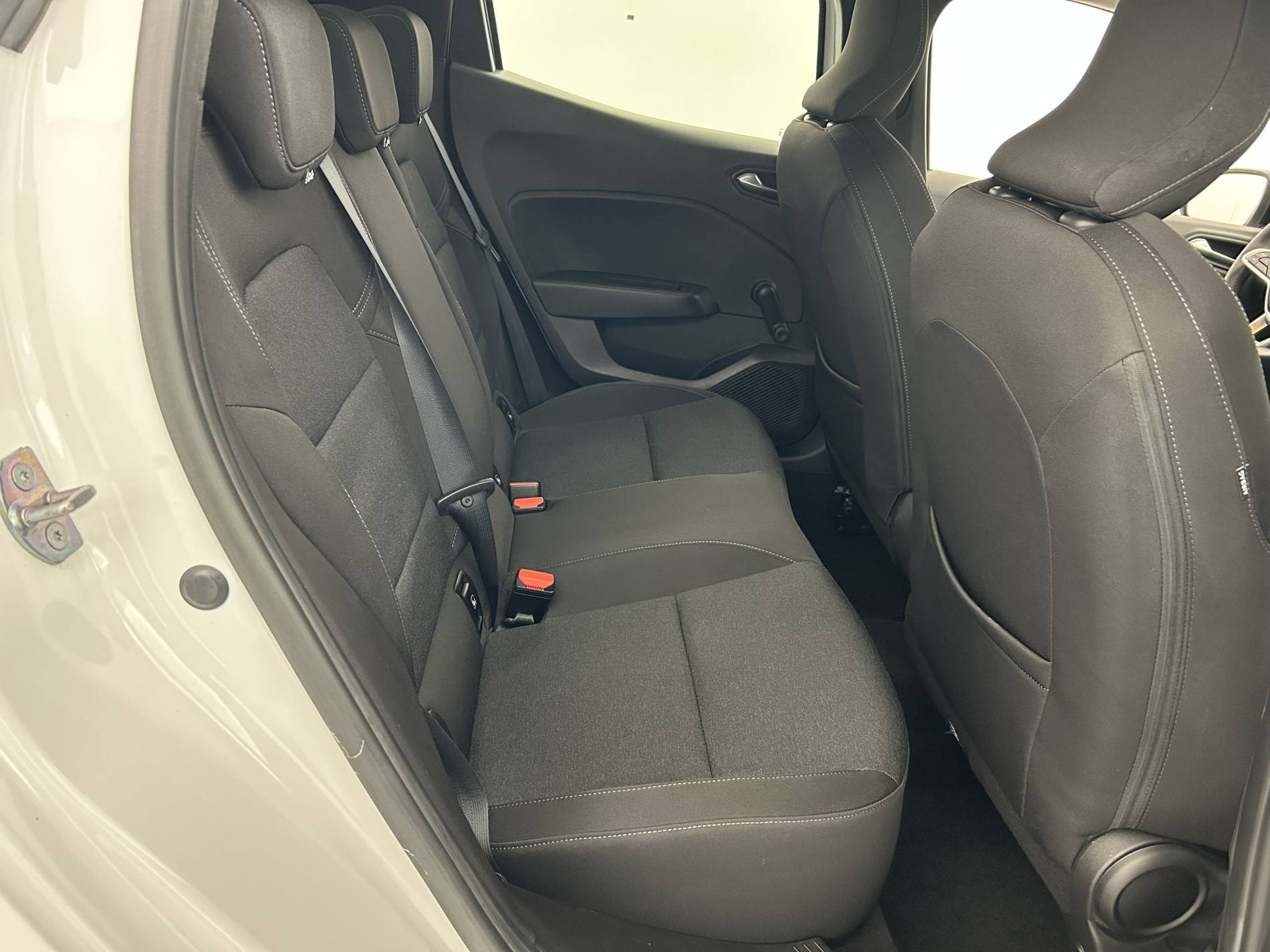 Vente en ligne Renault Clio 5 Clio TCe 90 au prix de 14 690 €