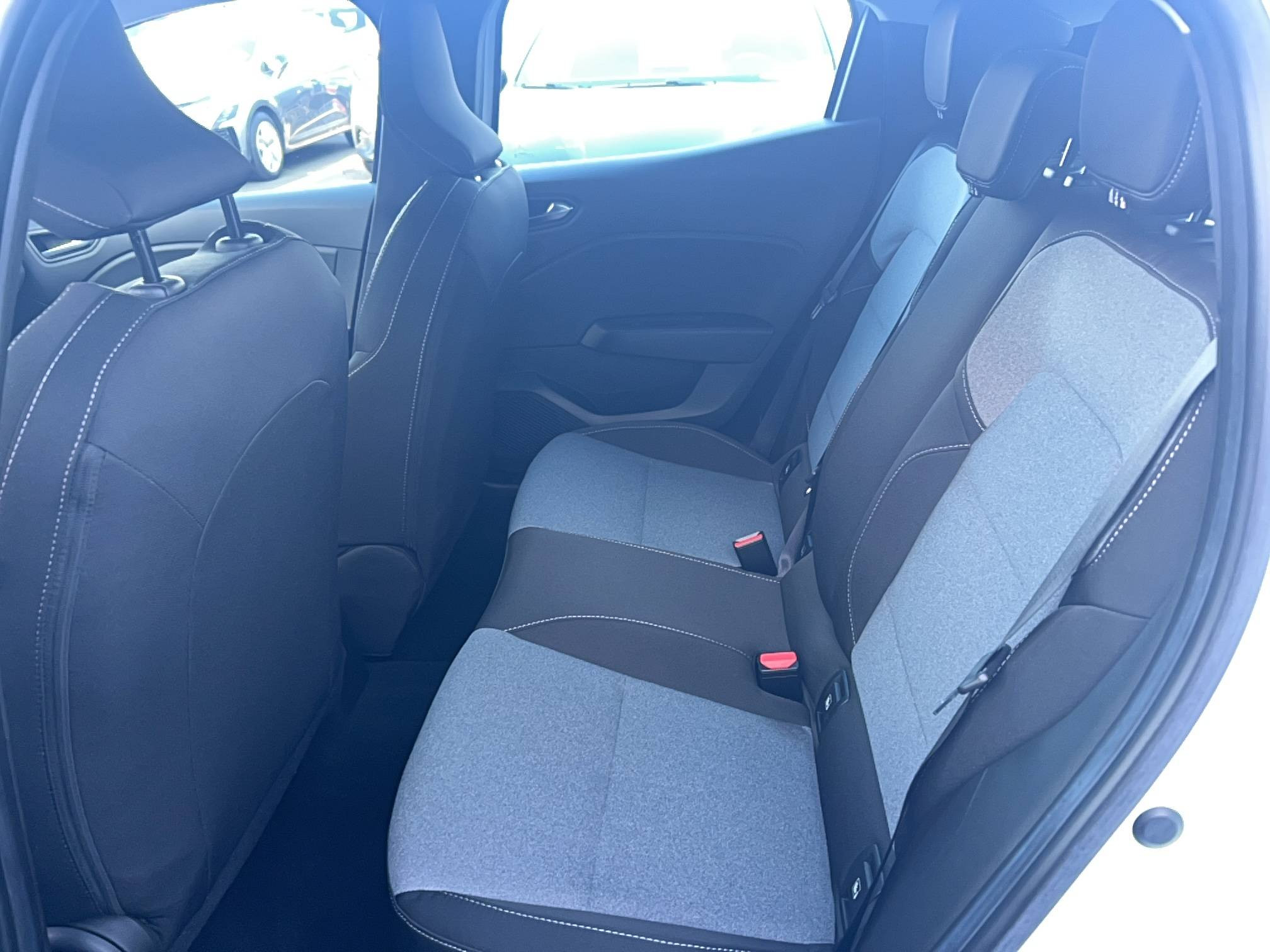 Vente en ligne Renault Clio 5 Clio TCe 90 au prix de 15 500 €