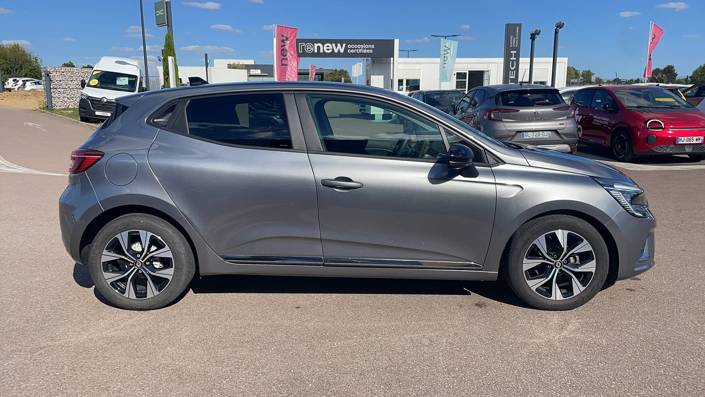 Vente en ligne Renault Clio 5 Clio TCe 100 GPL au prix de 14 990 €