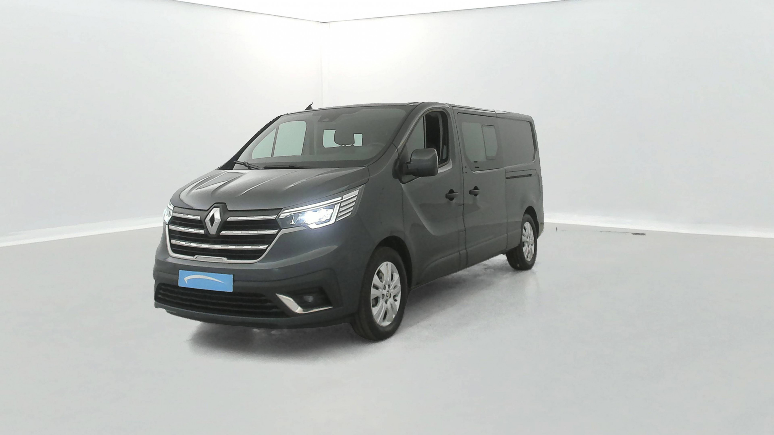 Renault Trafic Cabine Approfondie TRAFIC CA L2H1 3000 KG BLUE DCI 150 EDC occasion de 2024 en vente à Brest