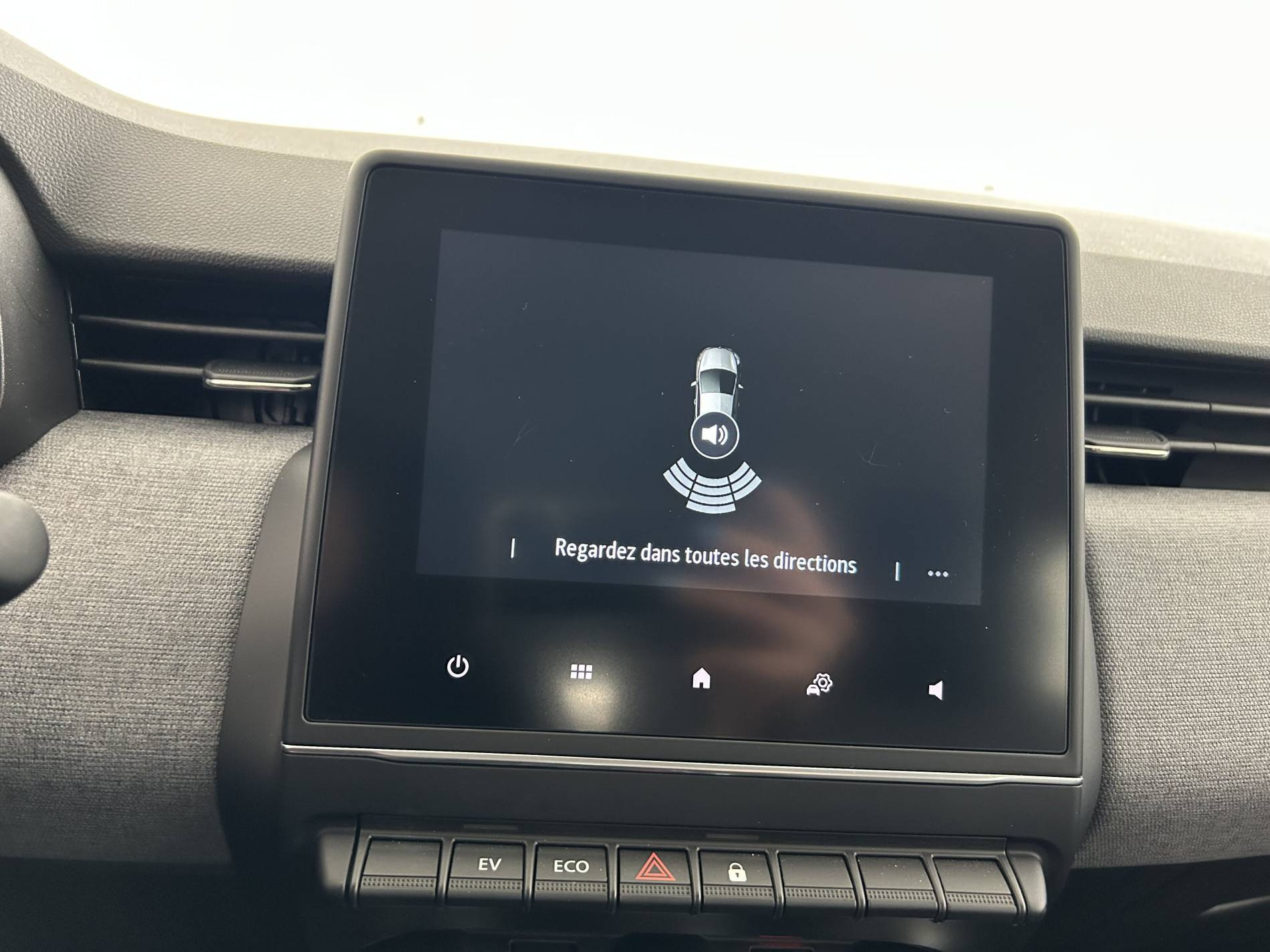 Vente en ligne Renault Clio 5 Clio E-Tech full hybrid 145 ch GSR2 au prix de 19 990 €