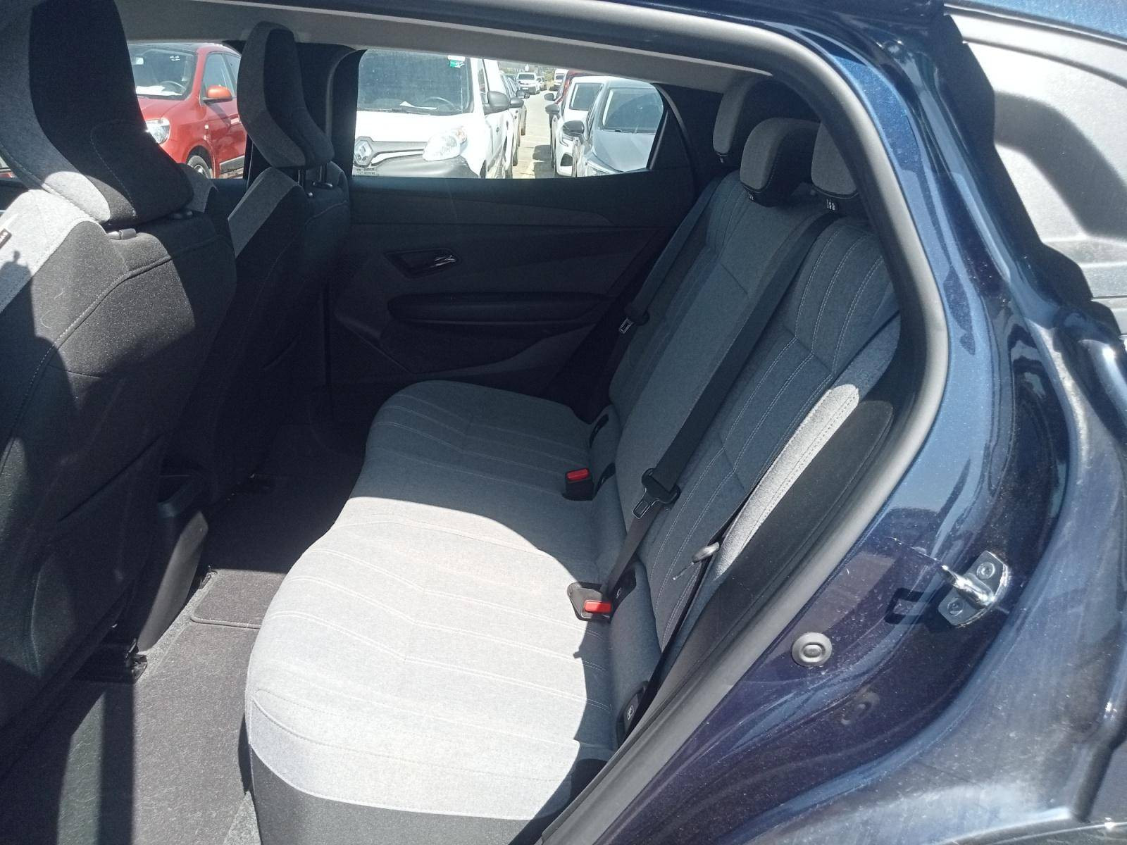 Vente en ligne Renault Megane E-Tech  EV40 130ch boost charge au prix de 20 990 €