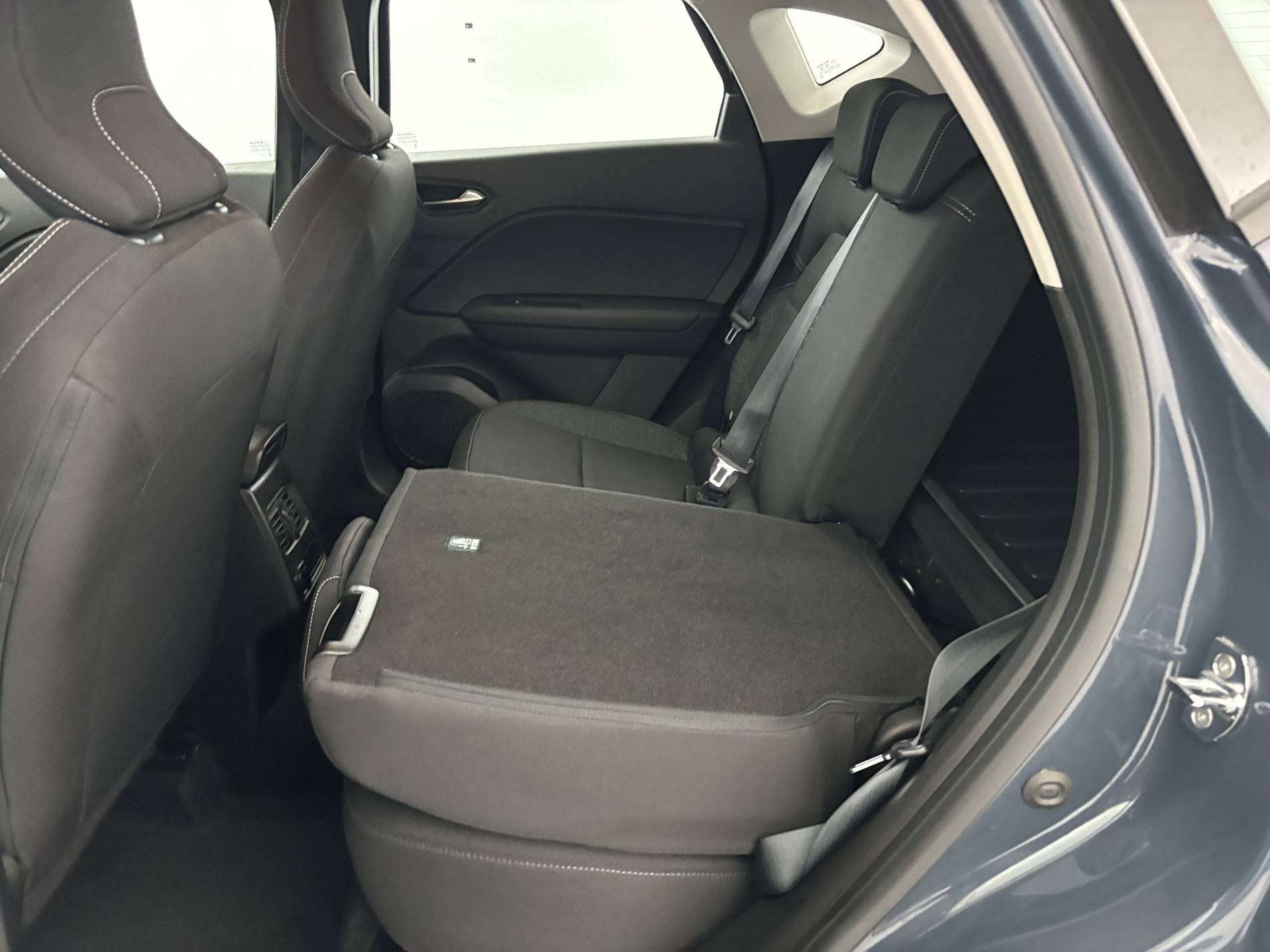 Vente en ligne Renault Captur  E-Tech 145 - 21 au prix de 16 990 €