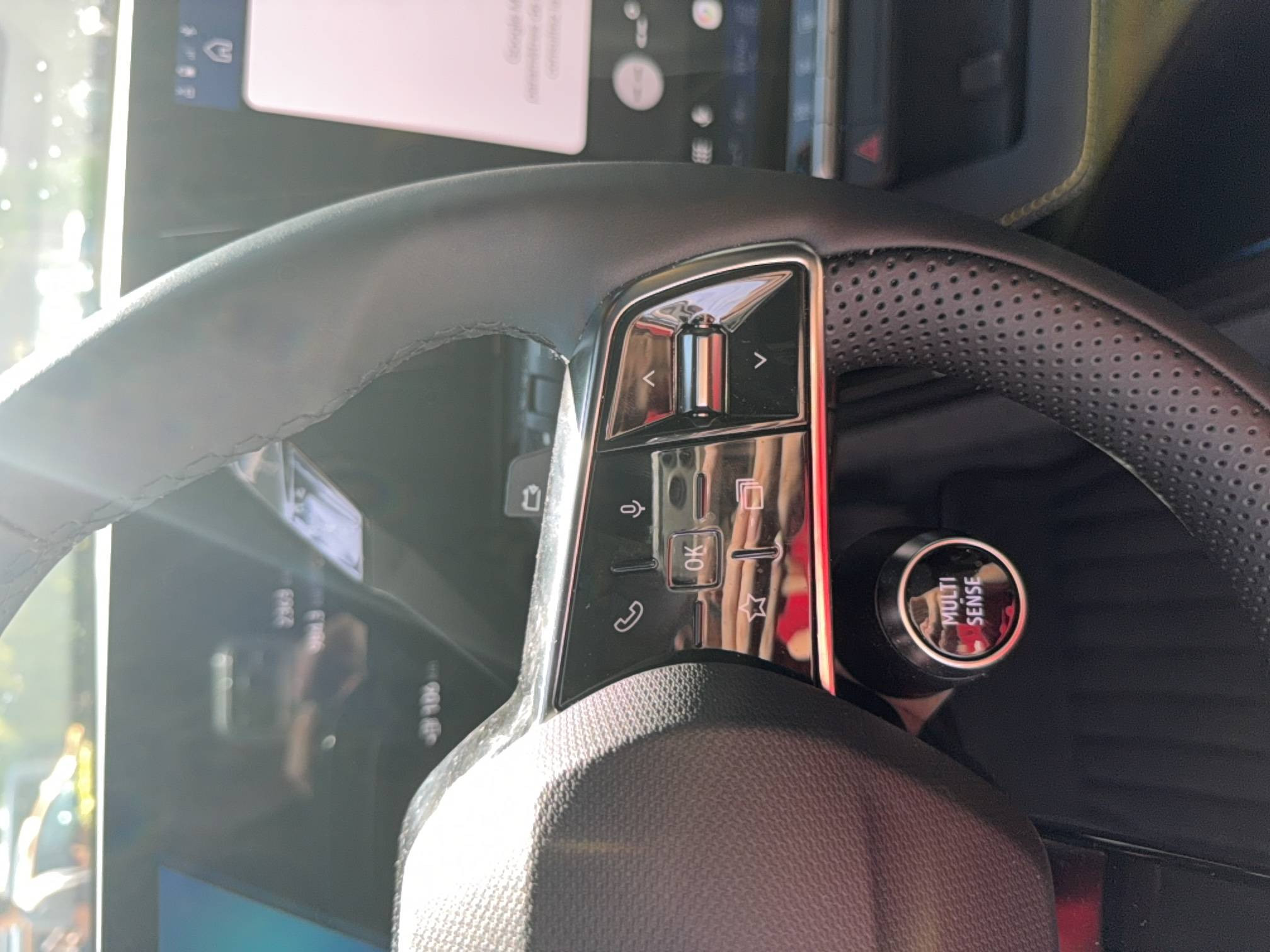 Vente en ligne Renault Scenic E-Tech Scenic E-Tech électrique 220 ch grande autonomie au prix de 50 990 €