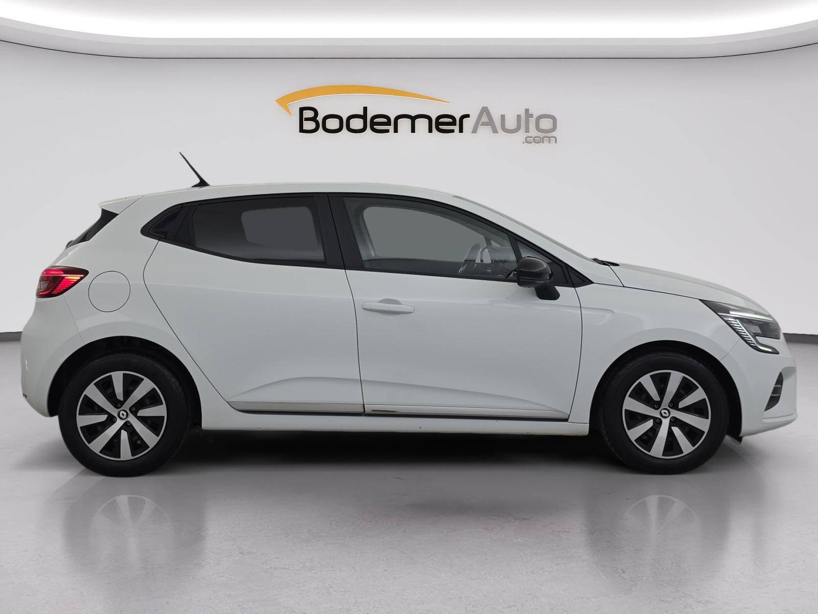 Vente en ligne Renault Clio 5 Clio TCe 90 au prix de 13 750 €