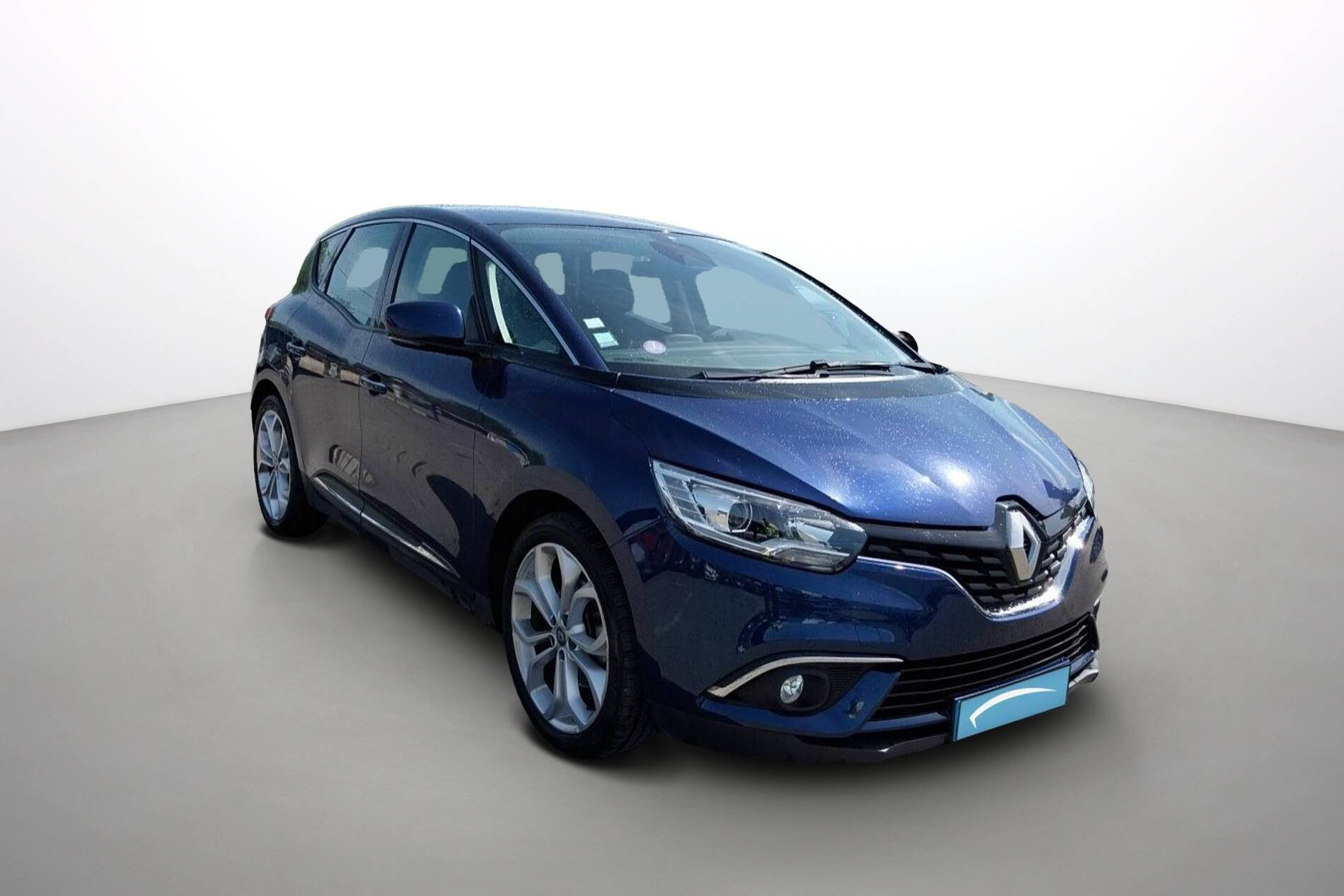 Vente en ligne Renault Scenic 4 Scenic TCe 130 Energy au prix de 12 990 €