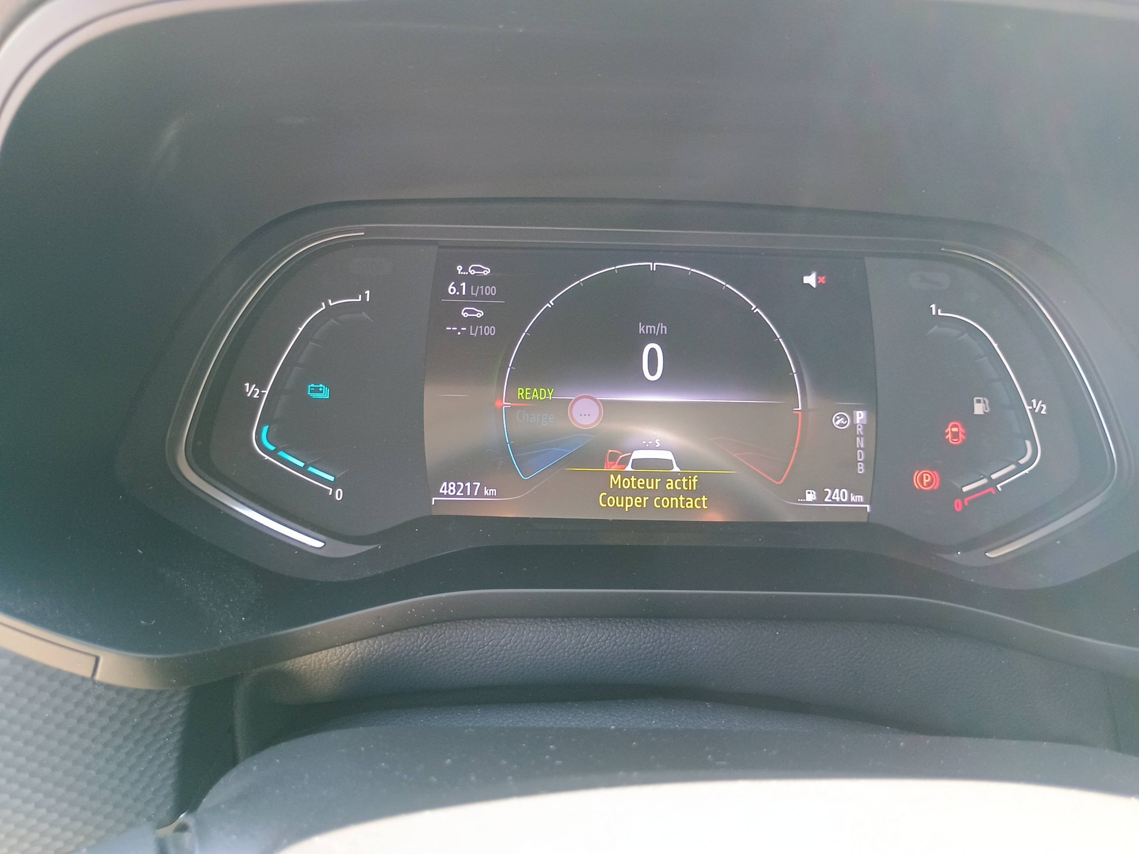 Vente en ligne Renault Arkana  E-Tech hybride 145 - 22 au prix de 21 991 €