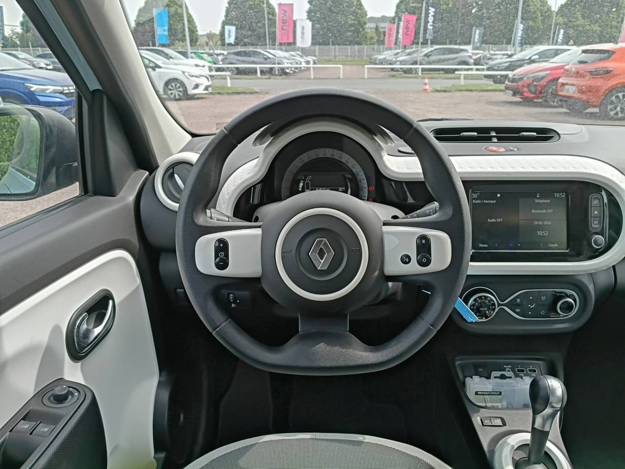 Vente en ligne Renault Twingo Electrique Twingo III E-Tech au prix de 14 990 €