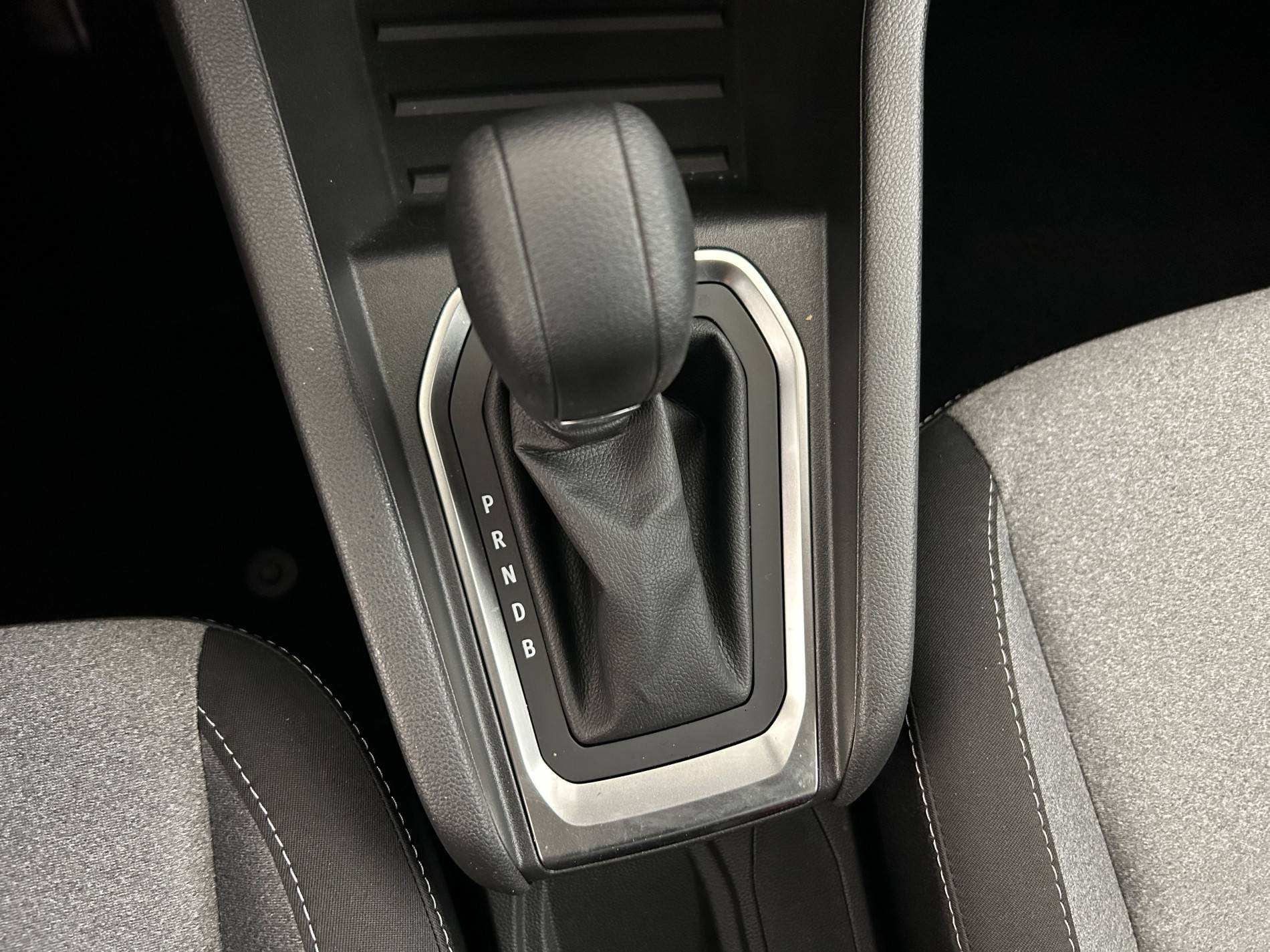 Vente en ligne Renault Clio 5 Clio E-Tech full hybrid 145 ch GSR2 au prix de 19 890 €