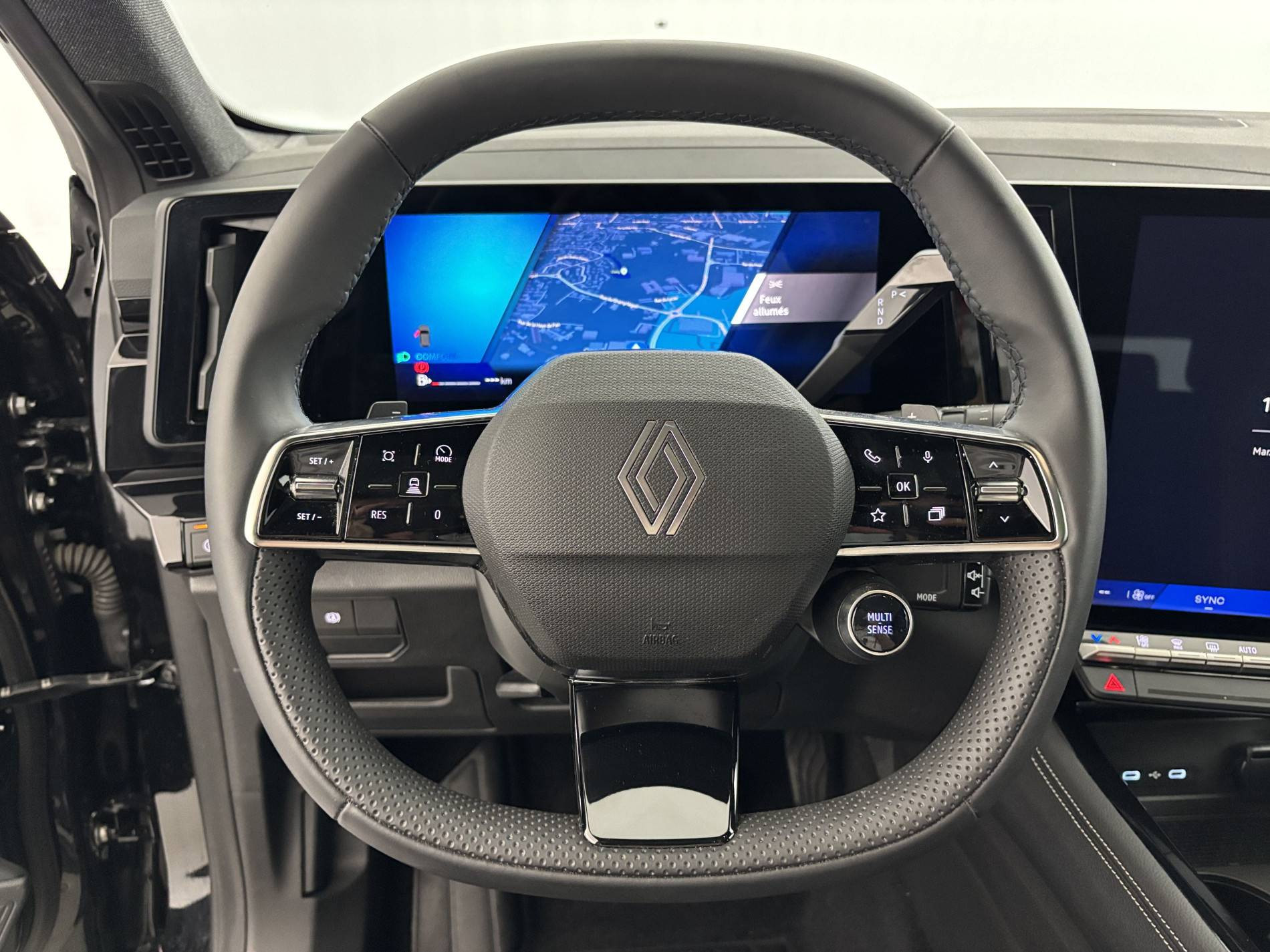 Vente en ligne Renault Espace Espace E-Tech full hybrid 200 GSR2 au prix de 35 990 €